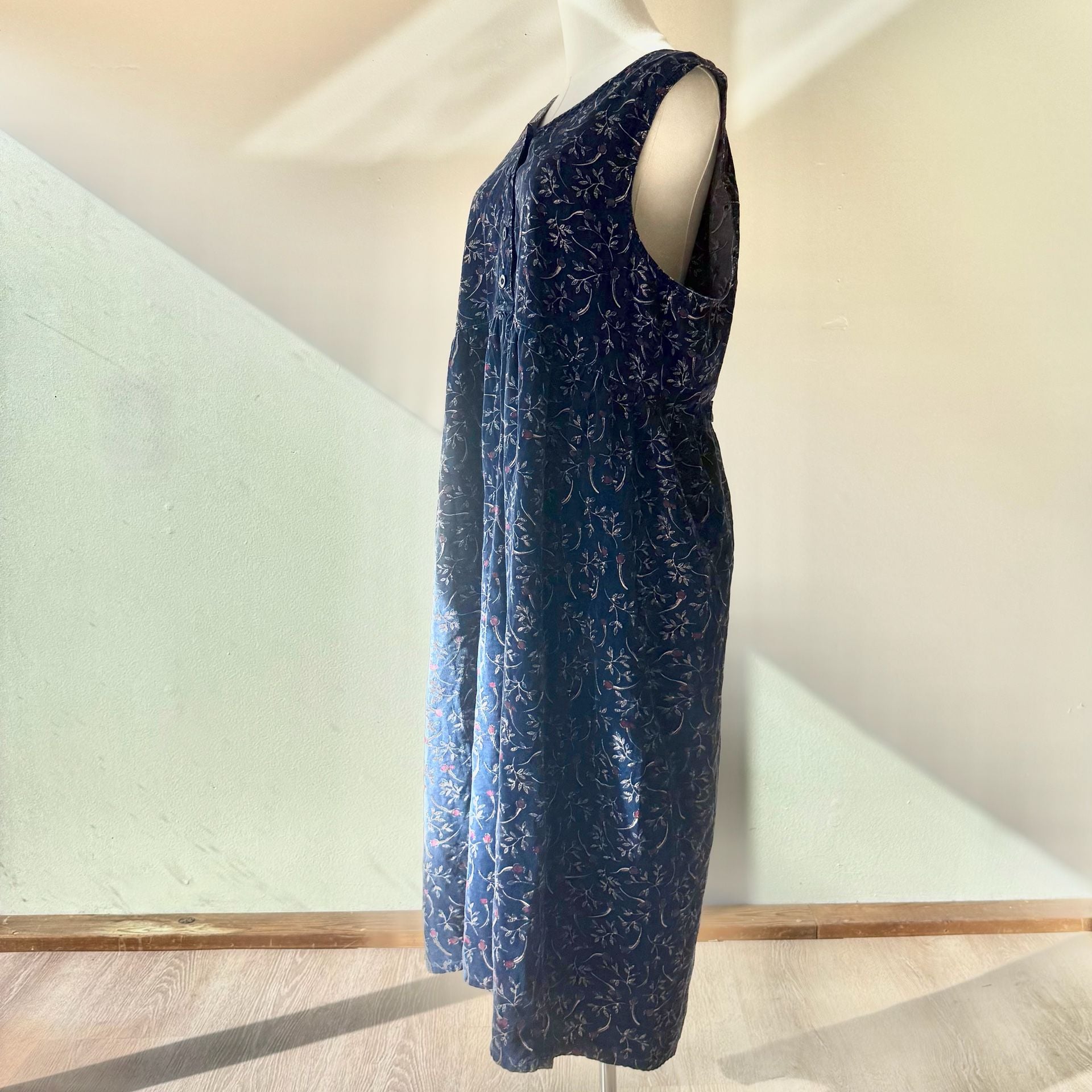 Vintage Y2K Bobbie Brooks 90s Navy Blue Floral Corduroy Dress  10