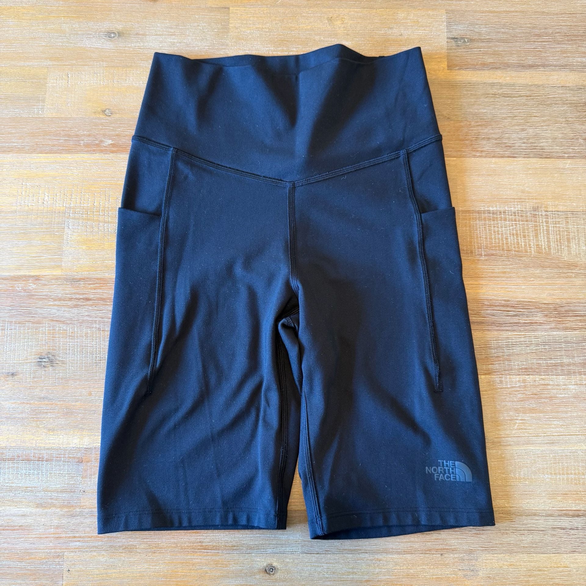 The North Face Active Bike Shorts Black High Rise Pockets Hiking Women Size M 2