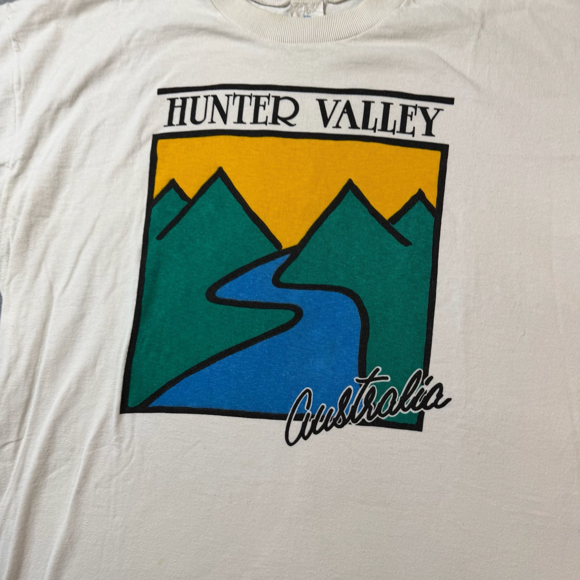Made in Australia Rumours Hunter Valley Australia T-Shirt Size Large Vintage 3