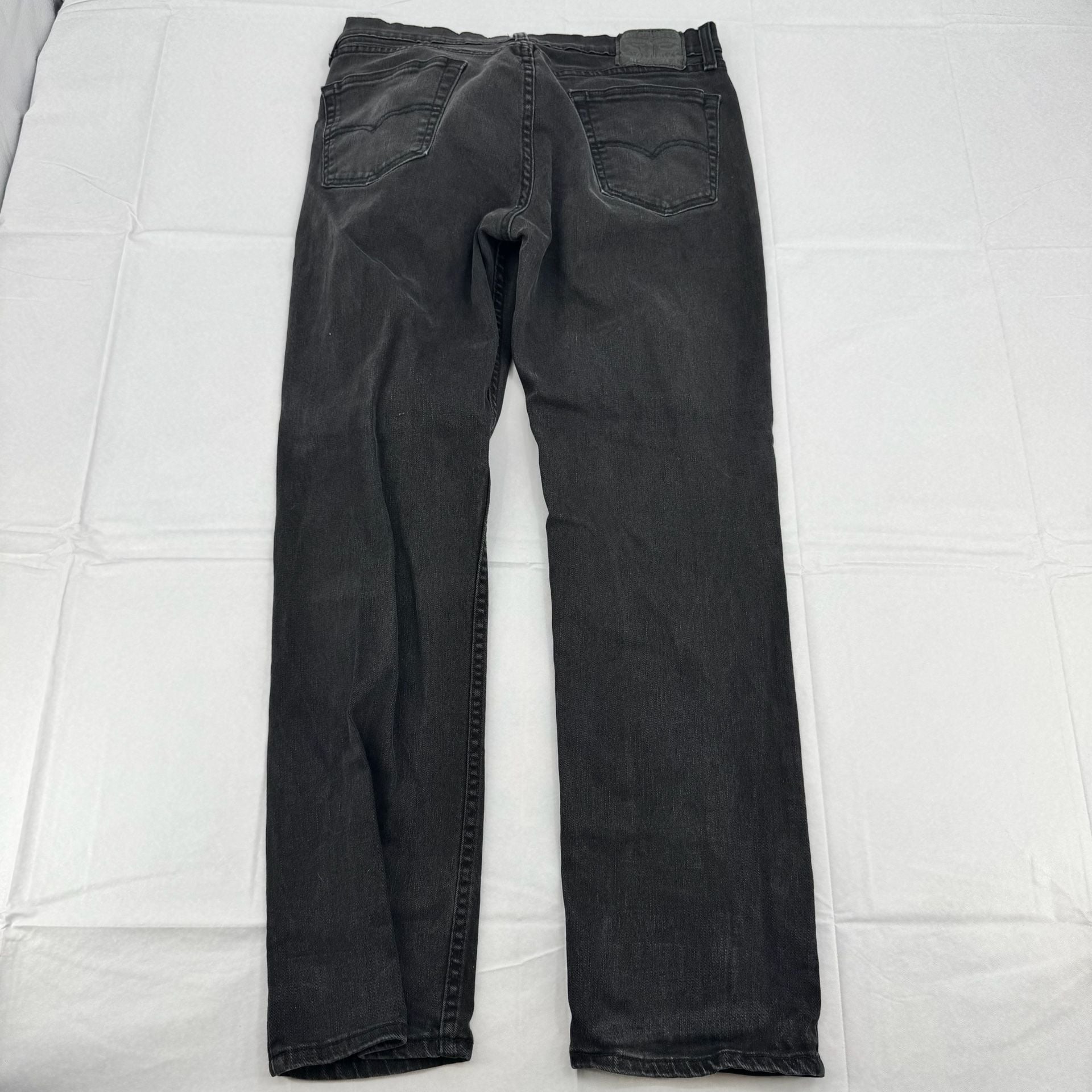 Levi's 514 Slim Straight Jeans 34x32 Black Denim Pre-Owned 3