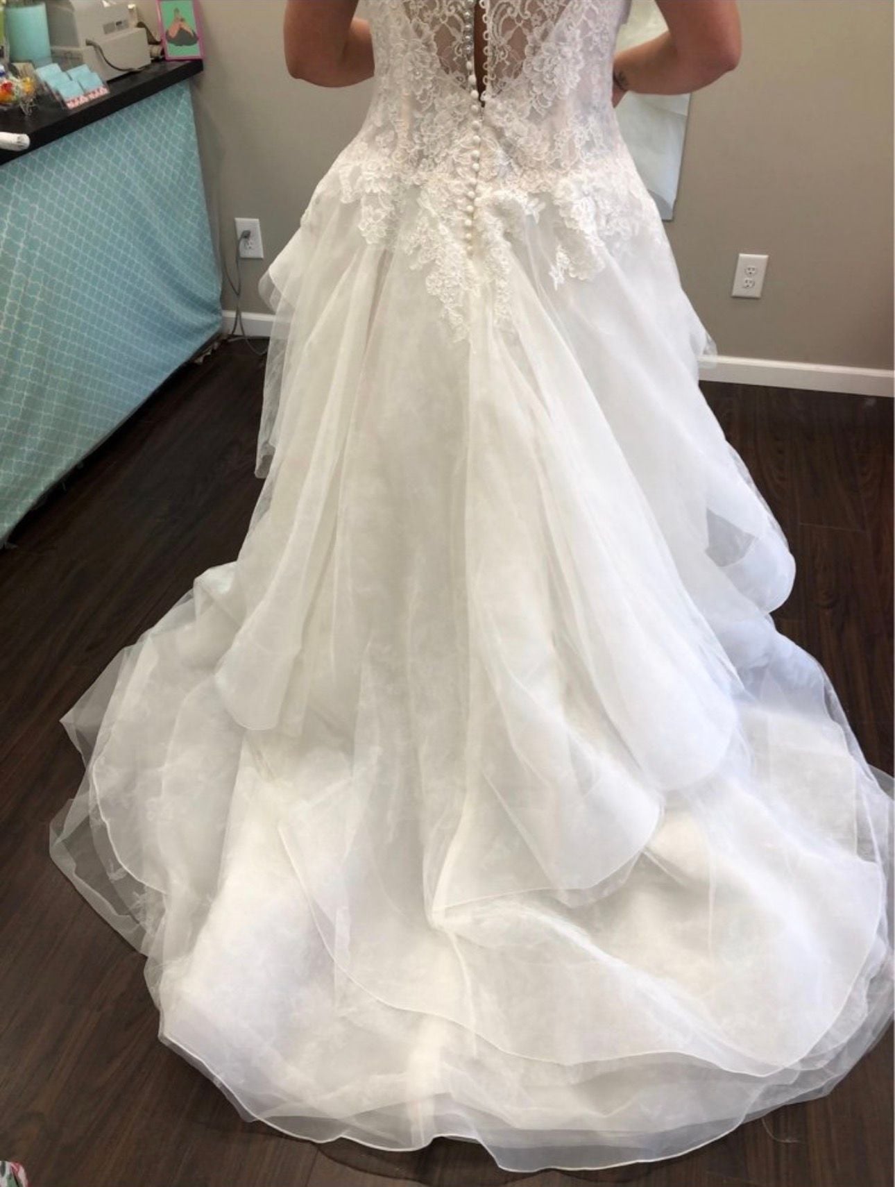 David's Bridal Oleg Cassini Strapless Tiered Lace Wedding Dress White/Ivory 8