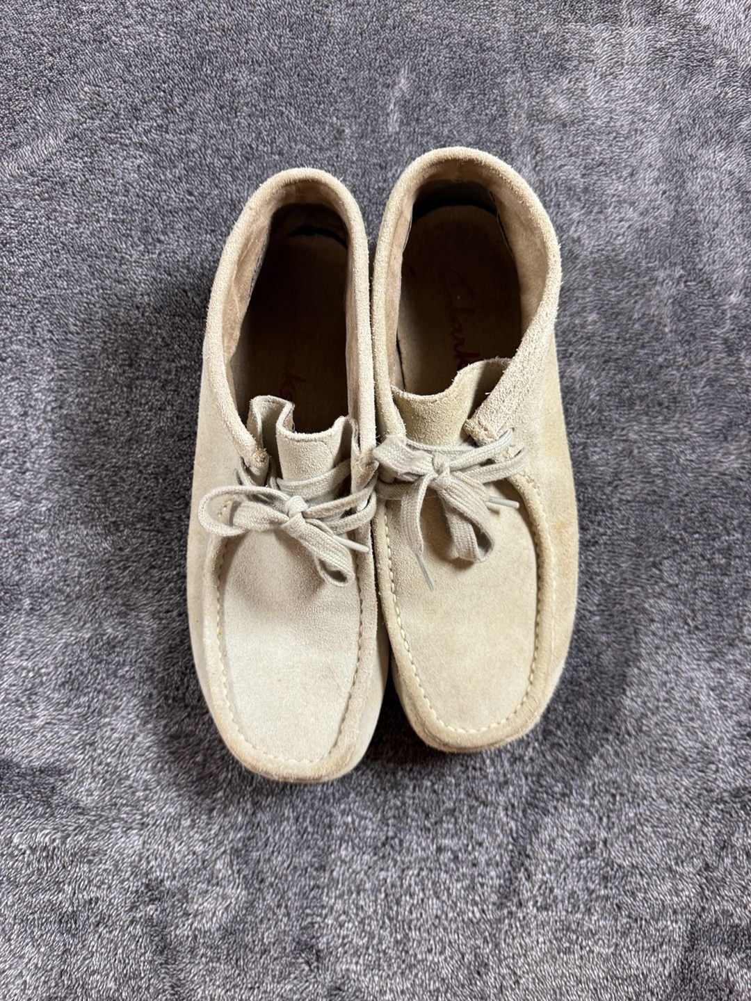 Clarks Wallabee Boot Size 8.5M Sand Suede 6