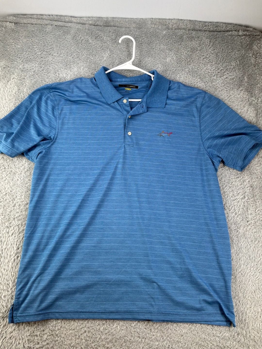 Bundle of (5) size 2XL mens shirts 15