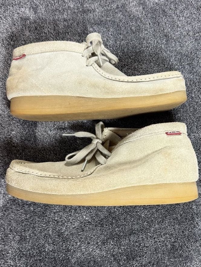 Clarks Wallabee Boot Size 8.5M Sand Suede 3
