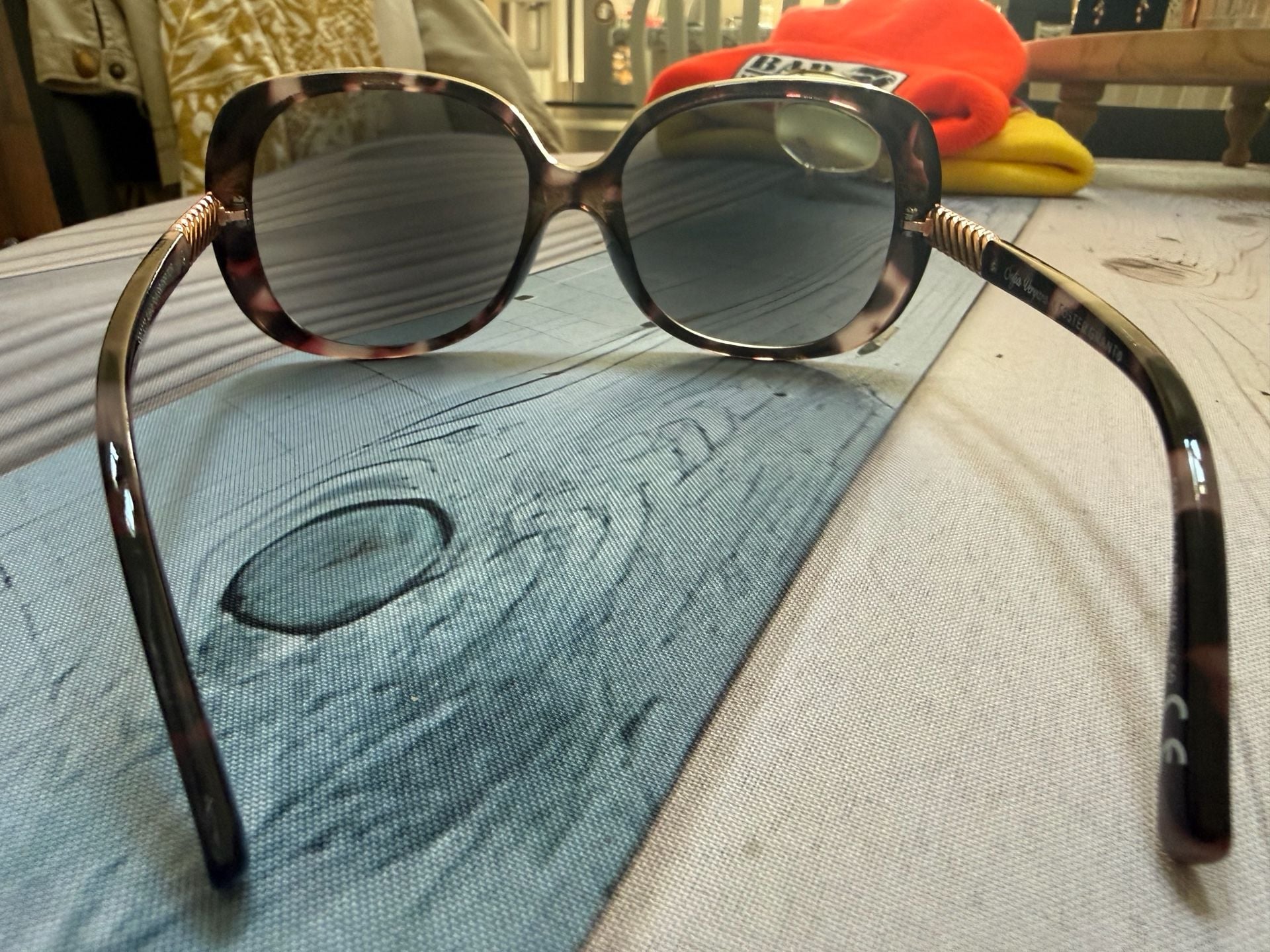 Designer Sunglasses Tortoise Gold Twist Temple - Sofia Vergara x Foster Grant 8