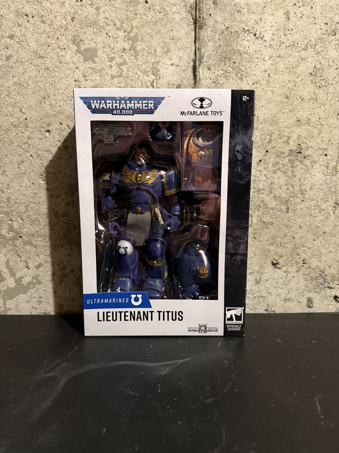 McFarlane Toys Warhammer 40000 Lieutenant Titus Action Figure 1