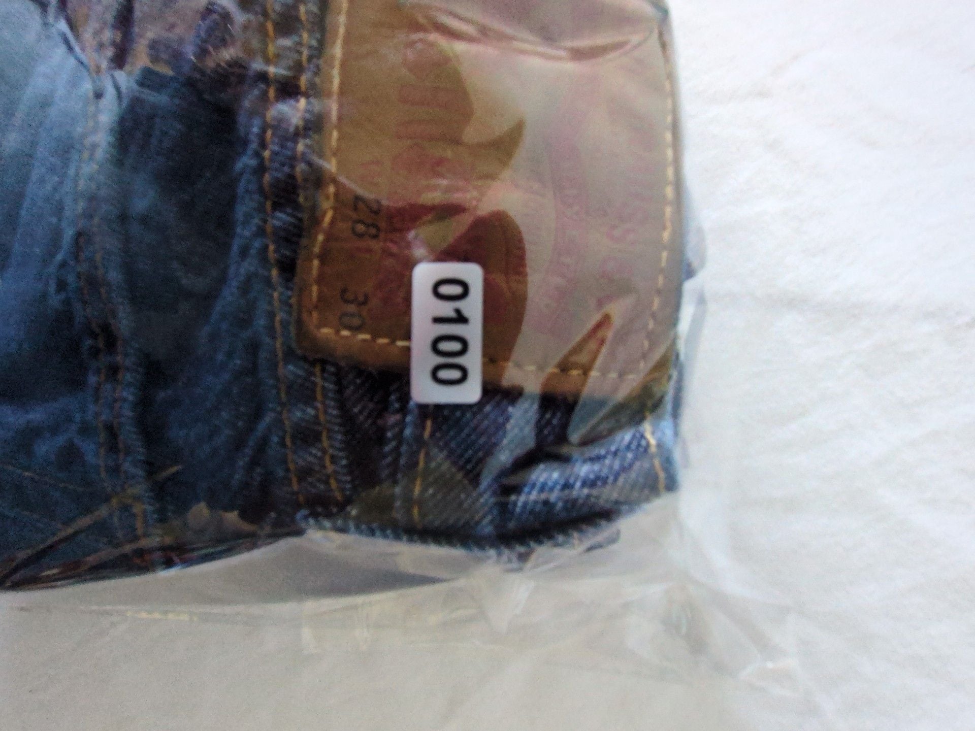 Levi's 514 Straight Jeans 28x30 Dark Wash Denim 7