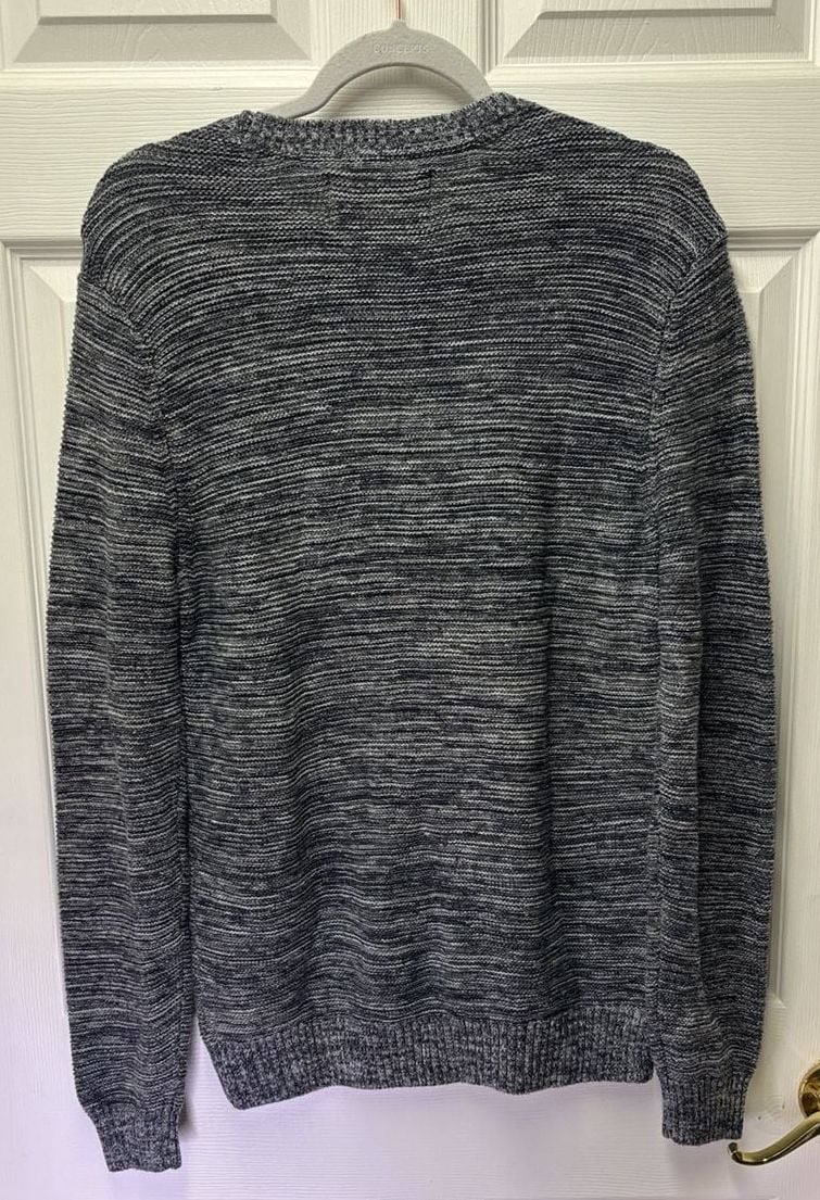 Urban Pipeline Sweater Size Medium Grey 3