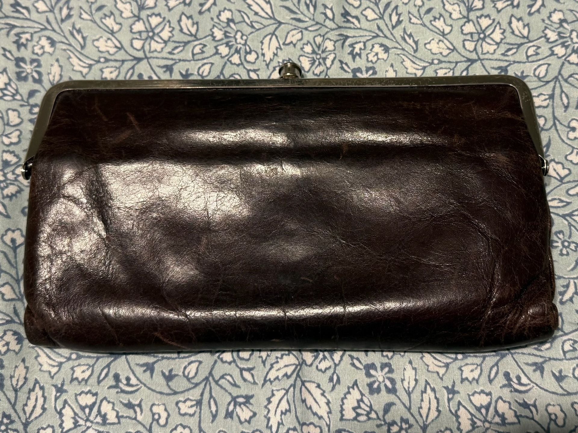 Hobo Brown Leather Kiss Lock Wallet 2