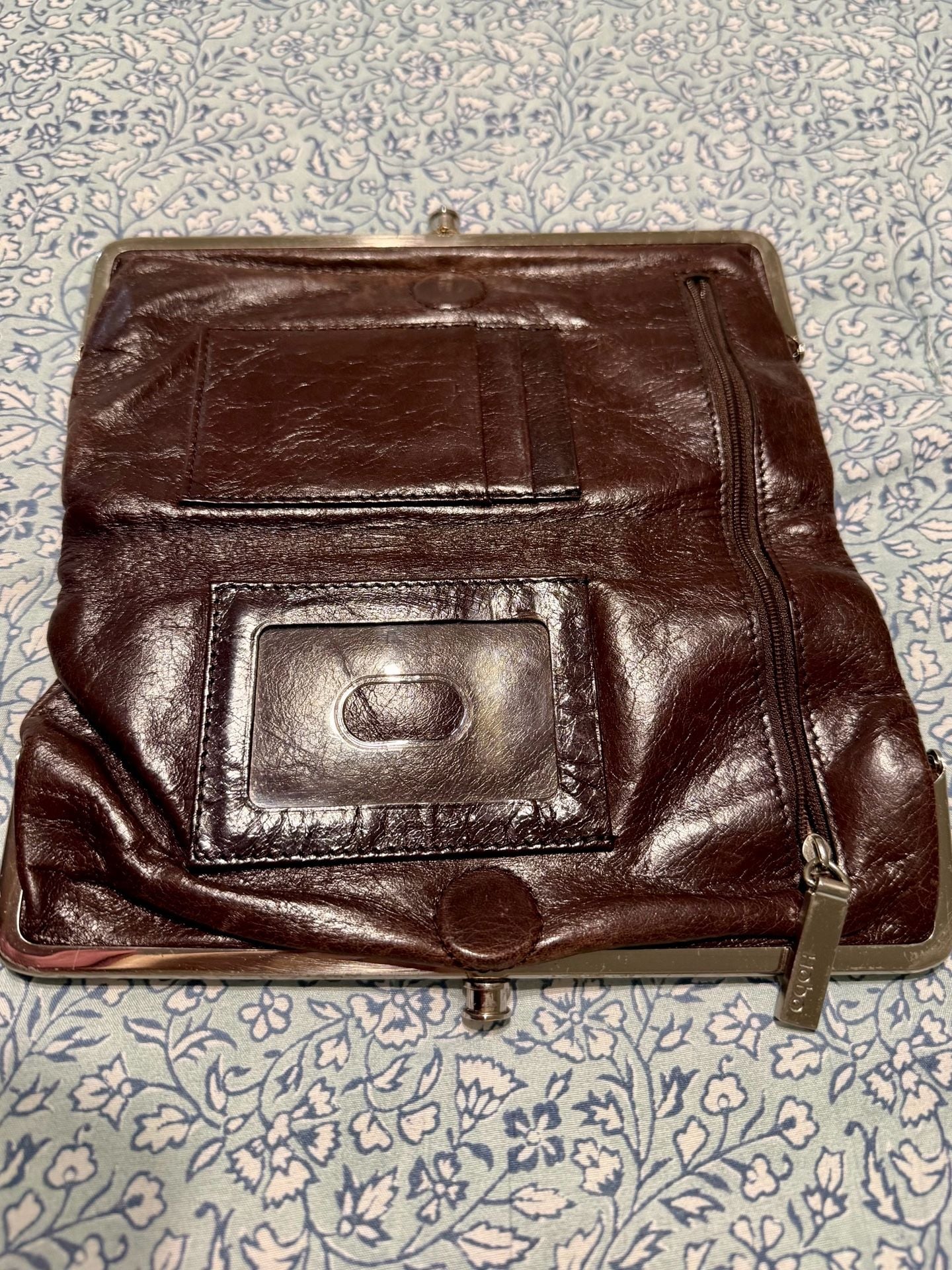 Hobo Brown Leather Kiss Lock Wallet 5