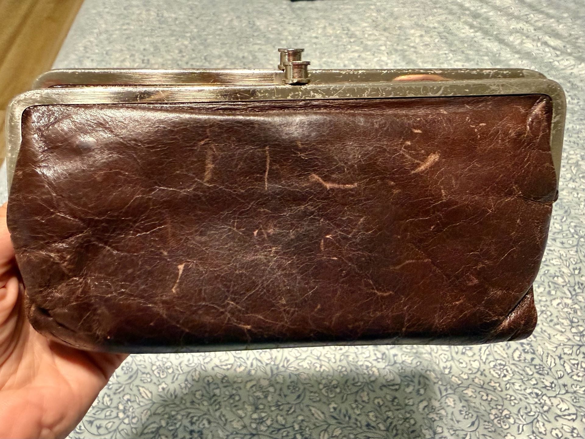 Hobo Brown Leather Kiss Lock Wallet 13