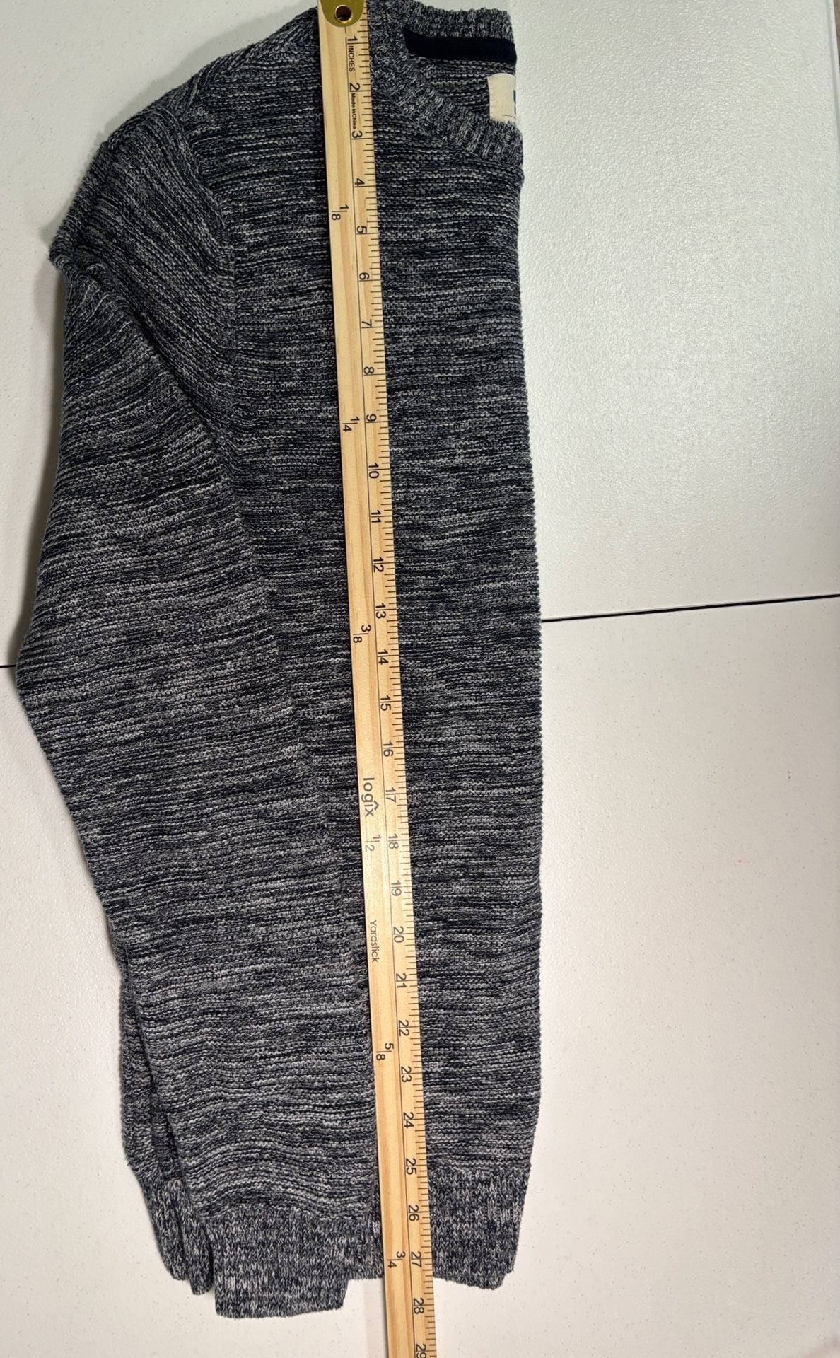 Urban Pipeline Sweater Size Medium Grey 6