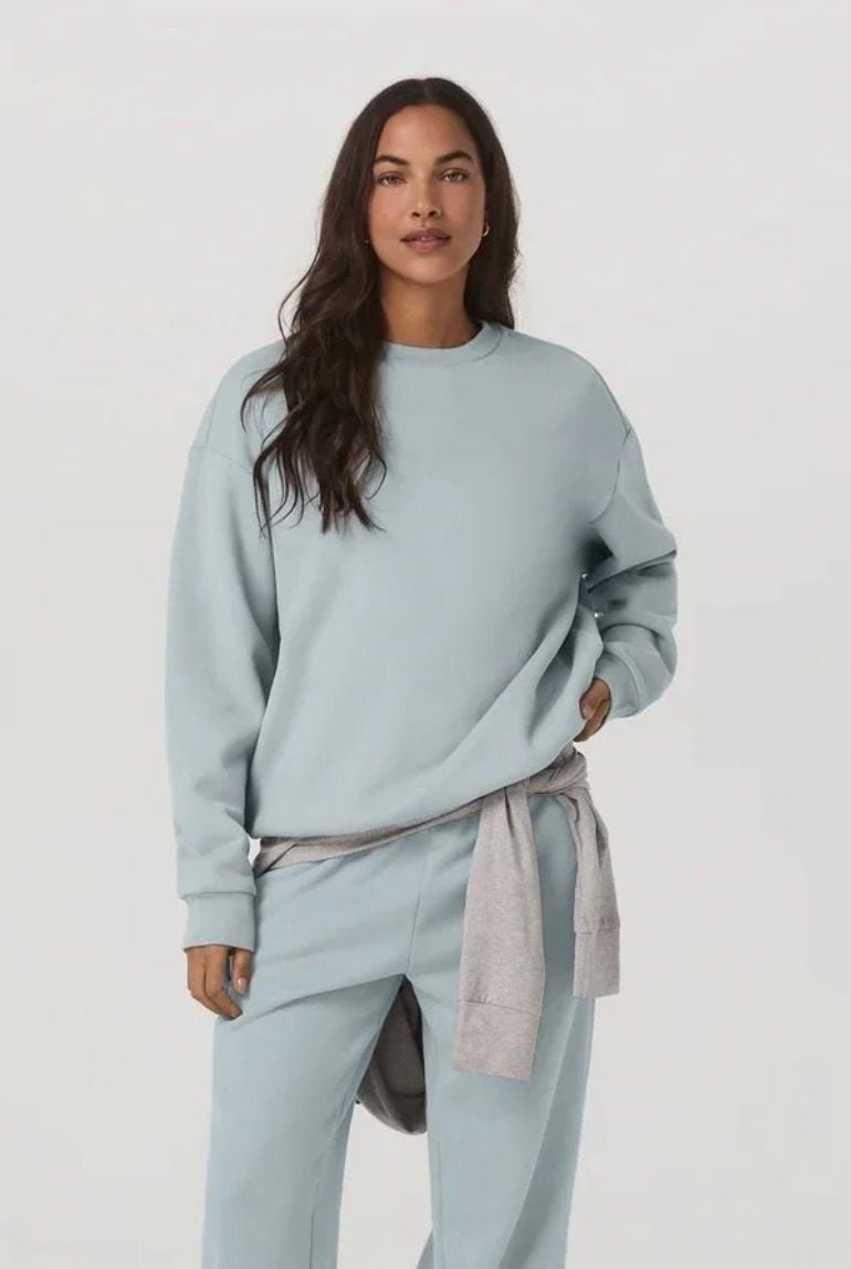 NWT Vuori Restore Oversized Crew 2.0 Size M Blue Haze Sweatshirt (MSRP $128) 3