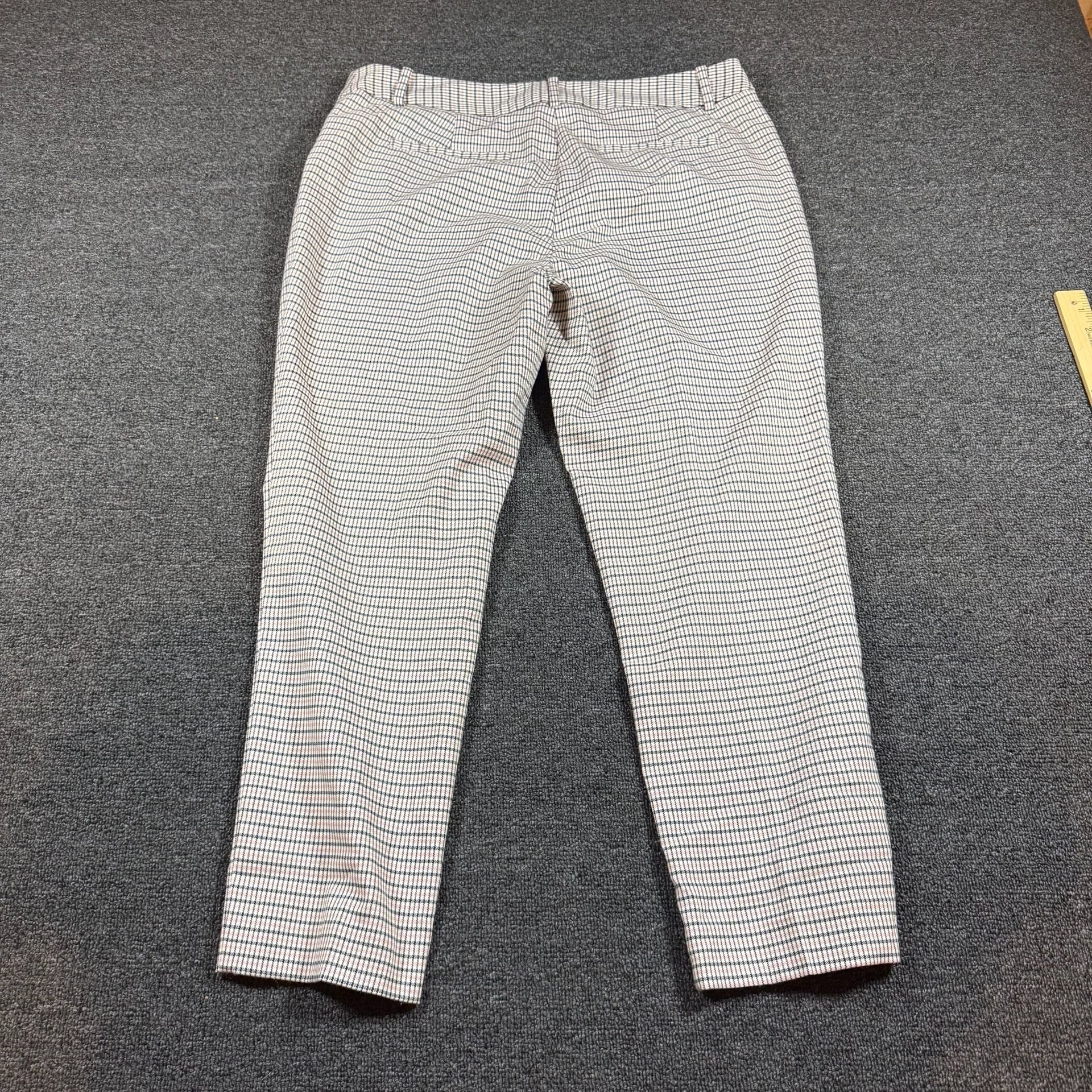 Liz Claiborne Emma Plaid Pants size 12 6