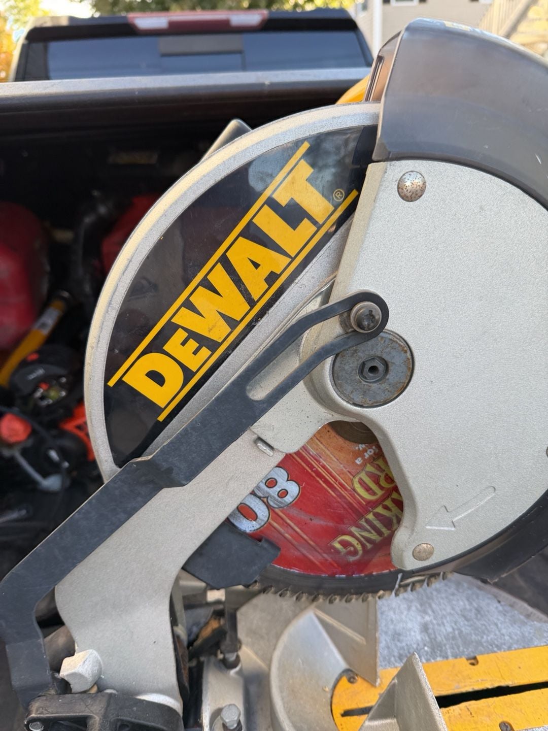DeWalt DW705 12" Heavy Duty Compound Miter Saw 2