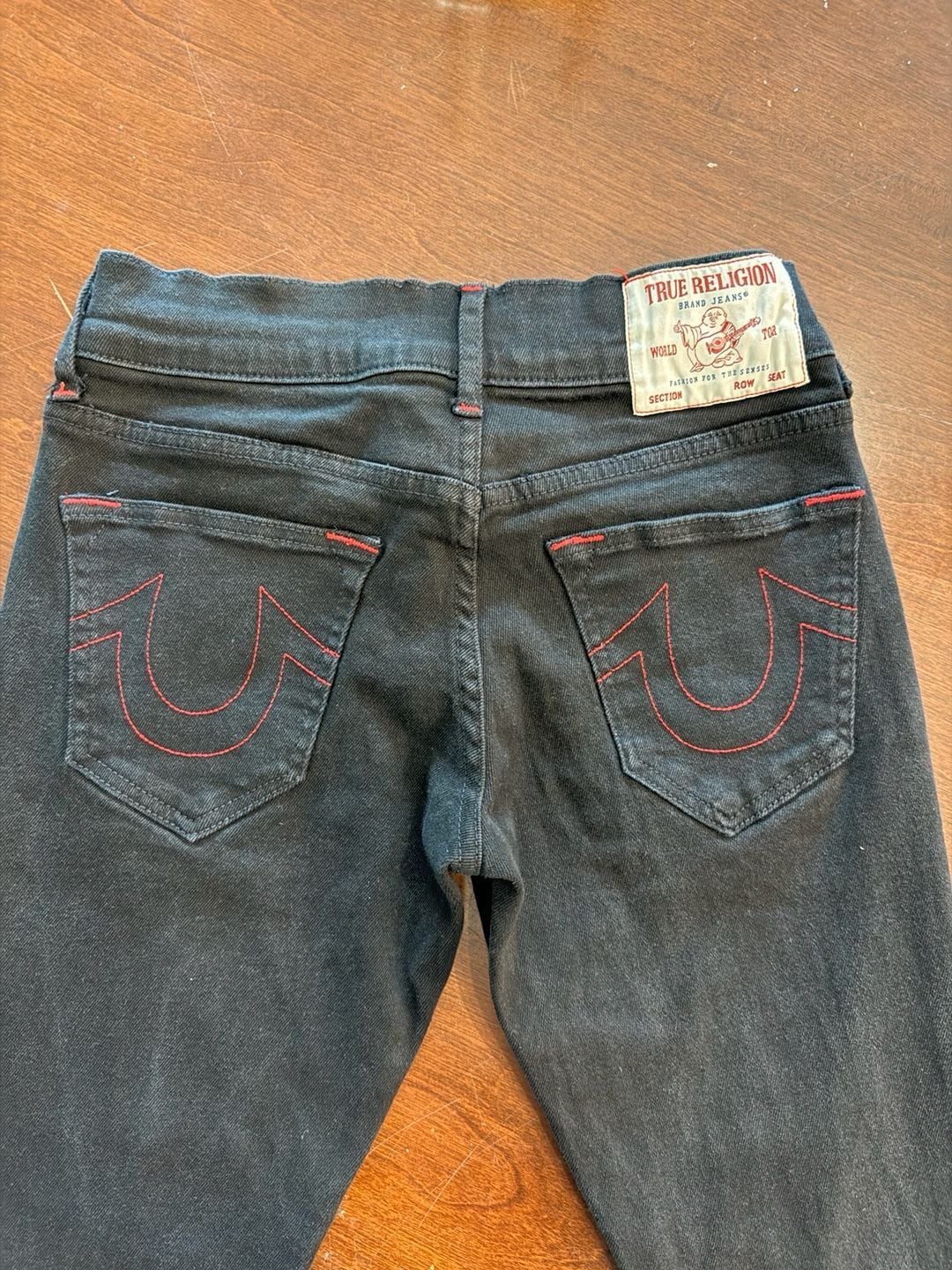 True Religion Ricky Relaxed Straight Jeans Size 28 Black Red Stitch 3