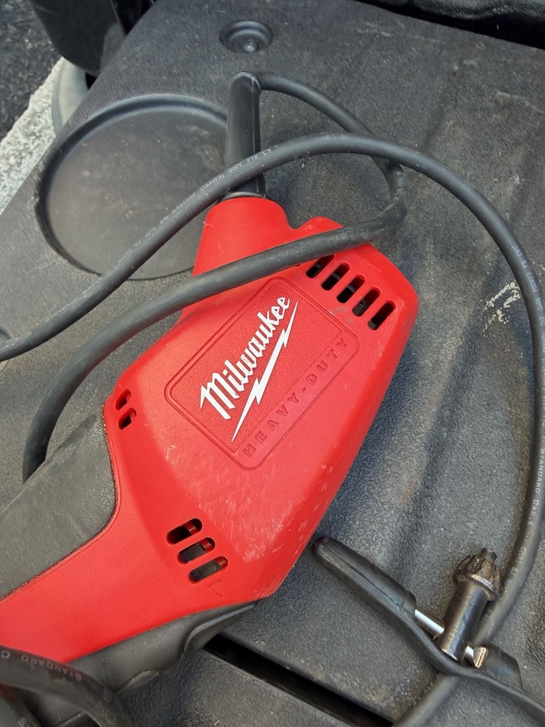 Milwaukee Heavy Duty Right Angle Drill 2
