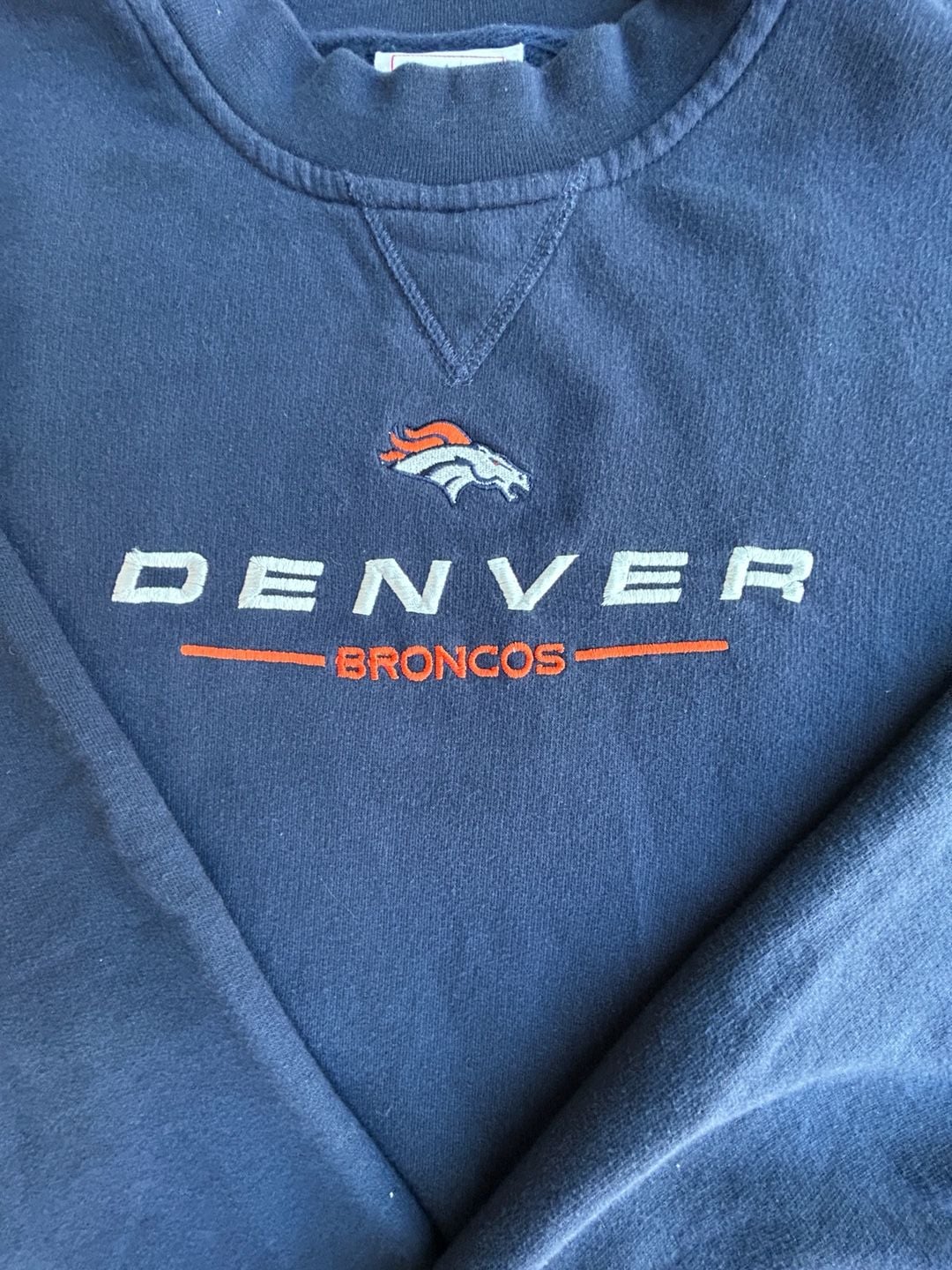NFL Denver Broncos Embroidered Crewneck Pullover Navy Blue XL 2