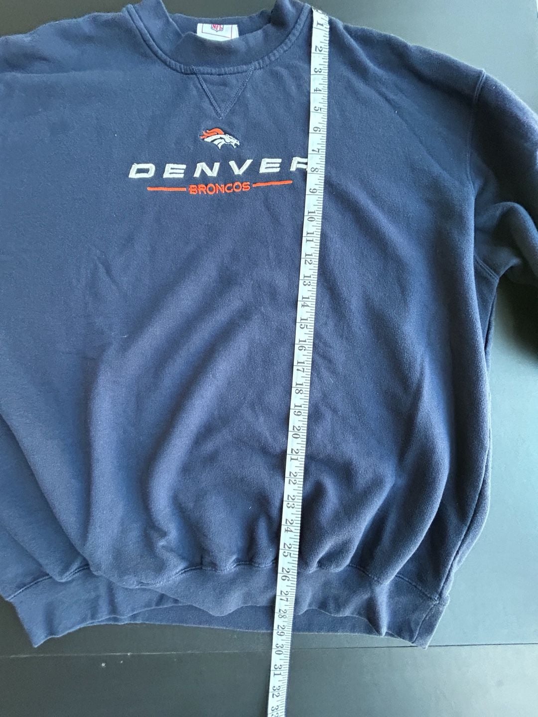 NFL Denver Broncos Embroidered Crewneck Pullover Navy Blue XL 9