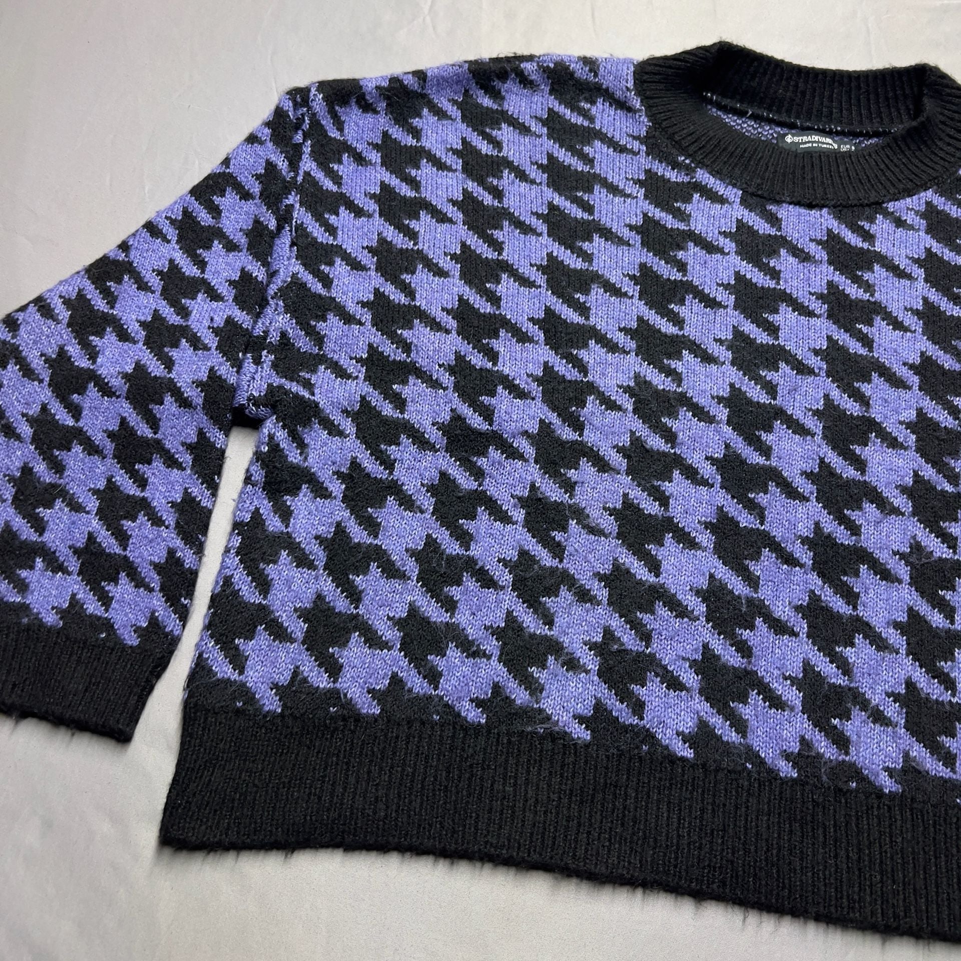 Stradivarius Houndstooth Crewneck Sweater Size s Purple Black Knit Sweatshirt 4