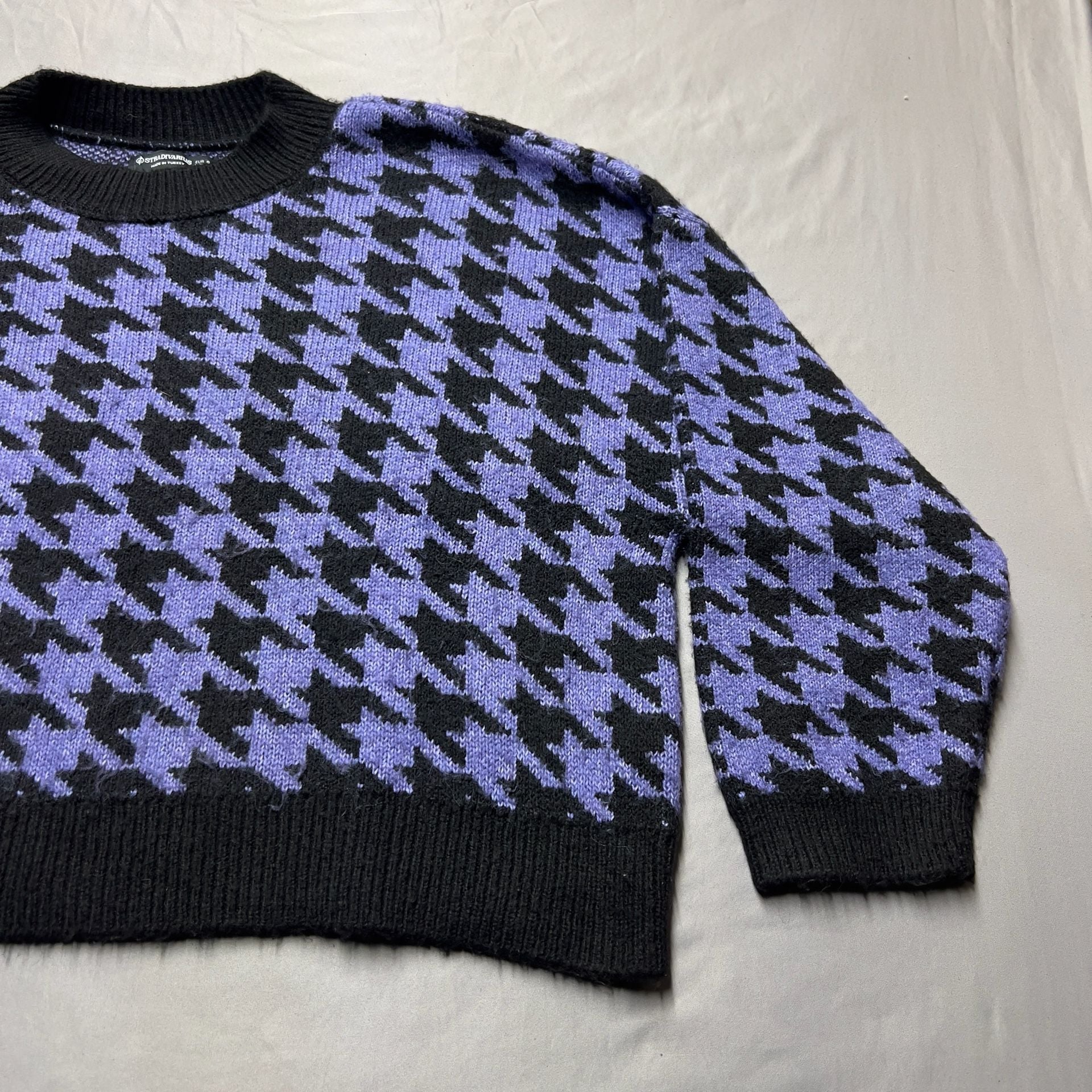 Stradivarius Houndstooth Crewneck Sweater Size s Purple Black Knit Sweatshirt 5