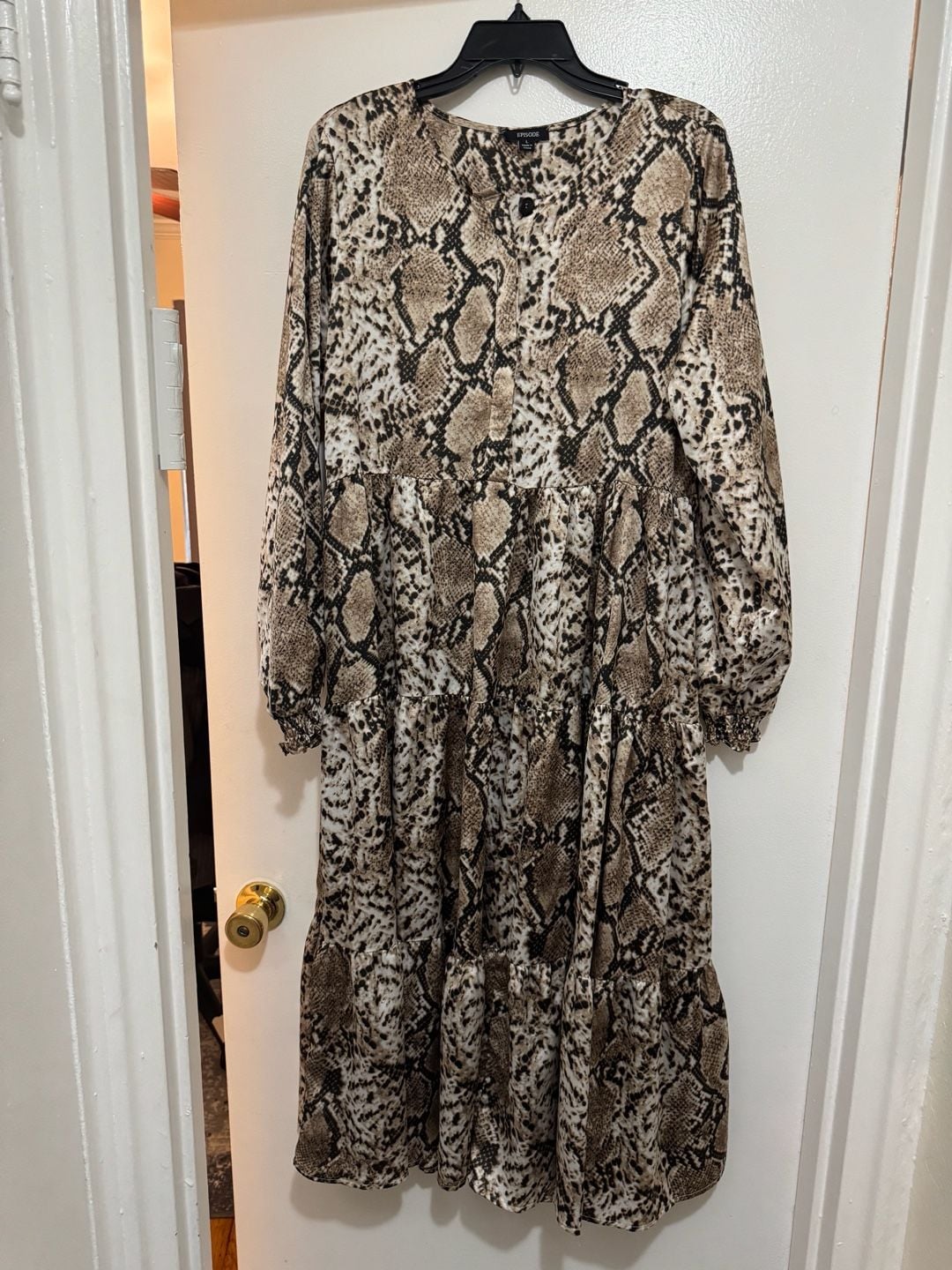 Episode Snake Print Tiered Midi Dress Size L 2