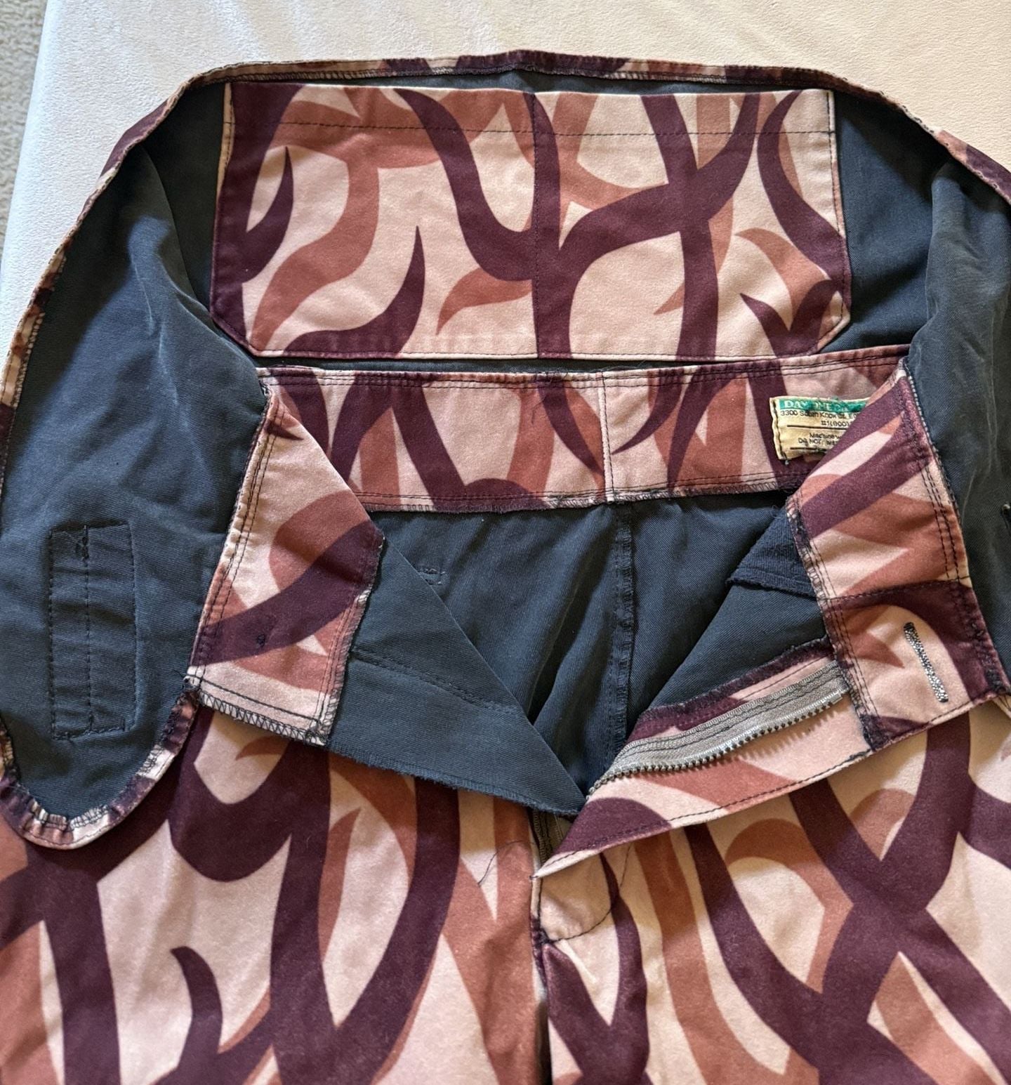Day One Outfit Cargo Pants Size 36 Brown Tribal Print Y2K Made In USA 3