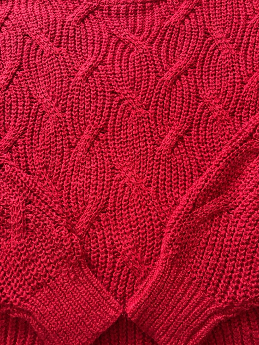 American Eagle Red Oversized Chunky Knit Mock Neck Sweater Size M
4