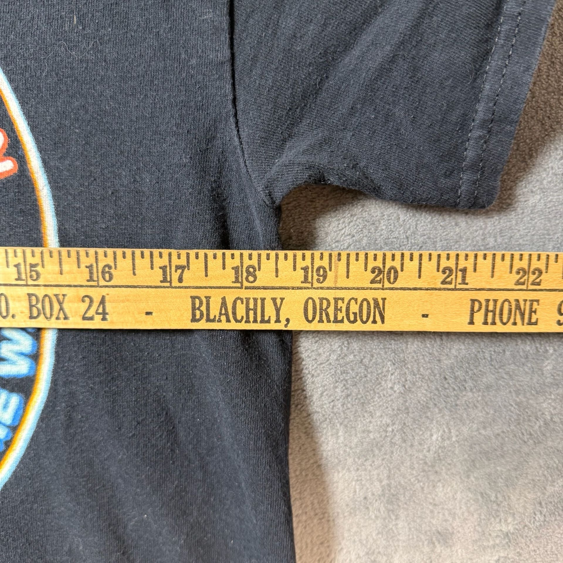 5SOS Not In The Same Way T-Shirt Size MD Black Graphic Band Tee 4
