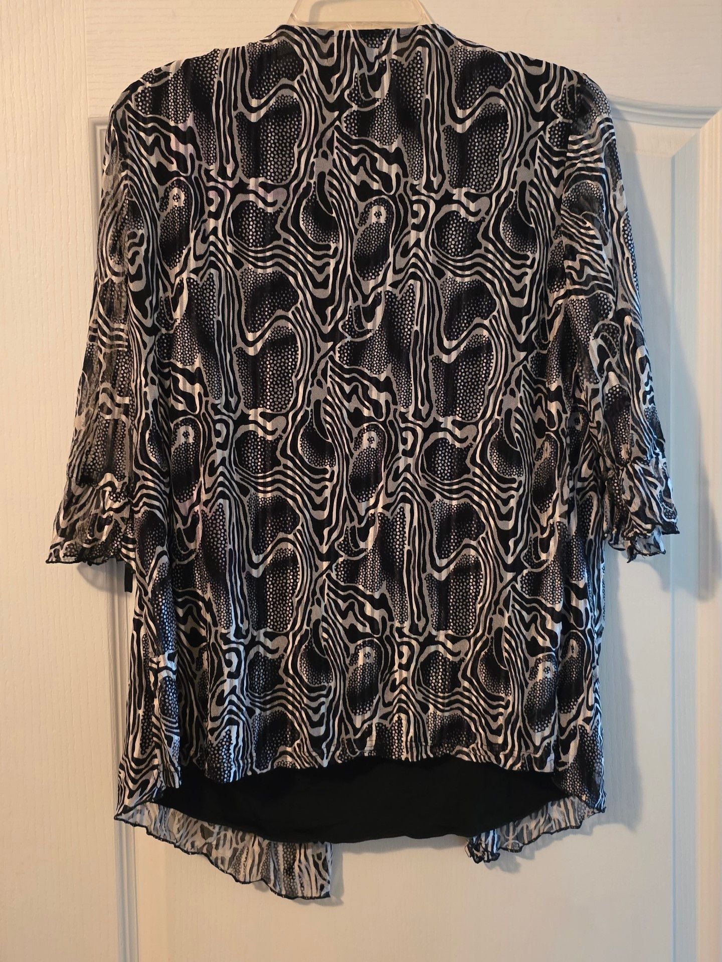 C.O.C. Cardigan Look Top 2XL Black White Abstract Print Beaded Open Front 2