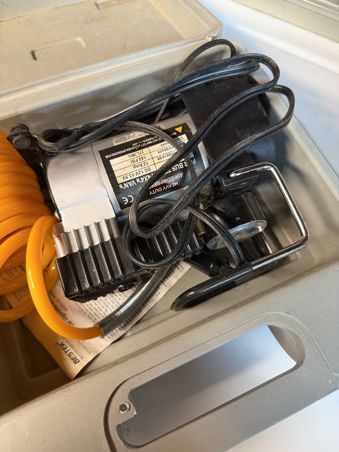 BESTEK Heavy Duty Air Compressor Truck 4x4's Van's with Case 2