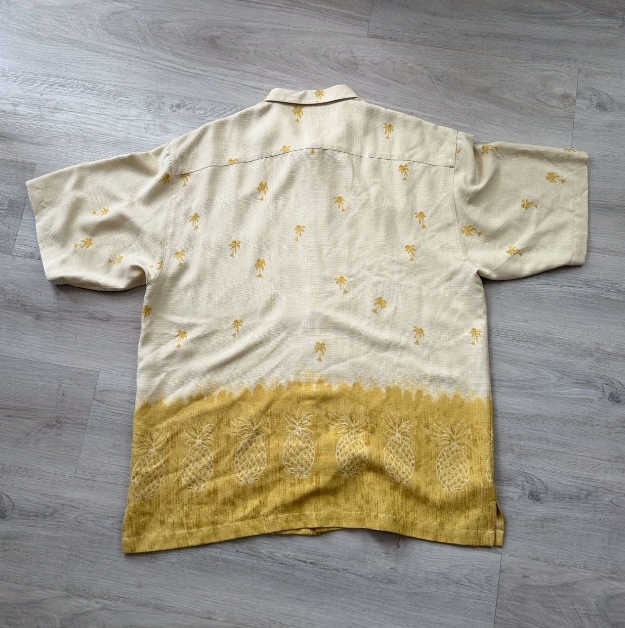 Tommy Bahama Silk Camp Shirt Size L Yellow Pineapple Palm Tree 5