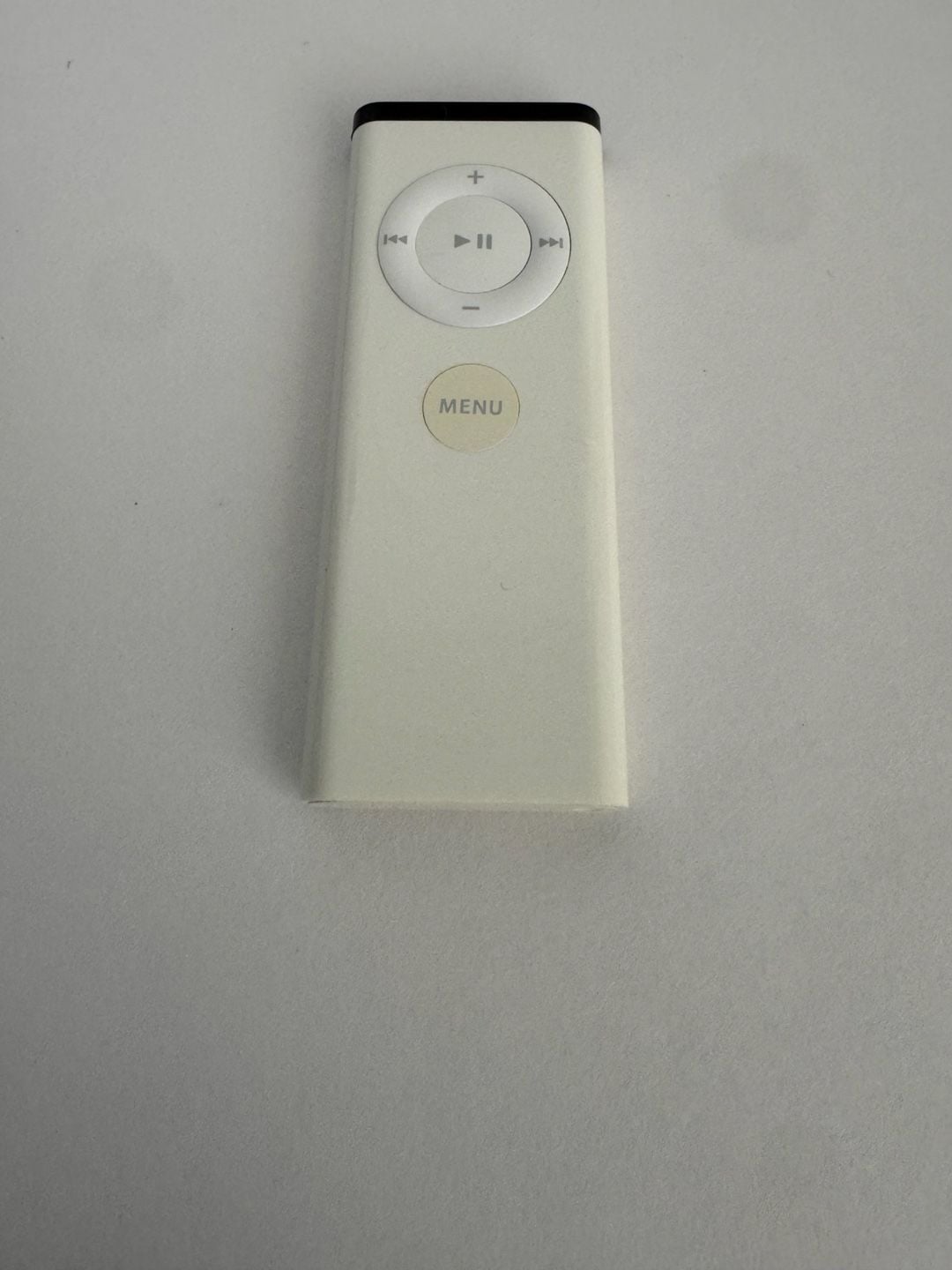 Apple Remote Control 1