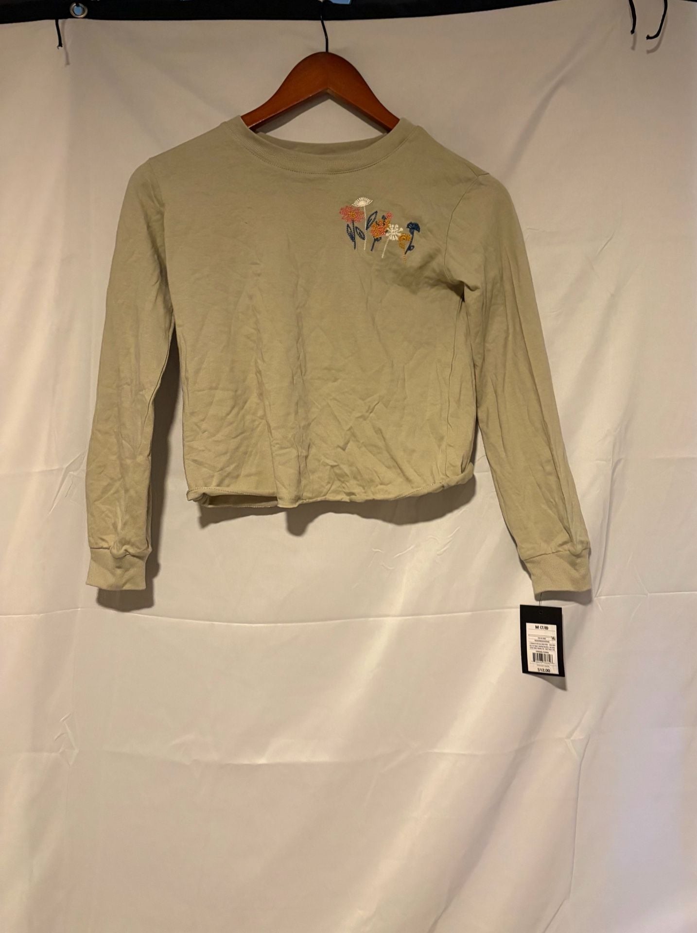 Product thumbnail 4