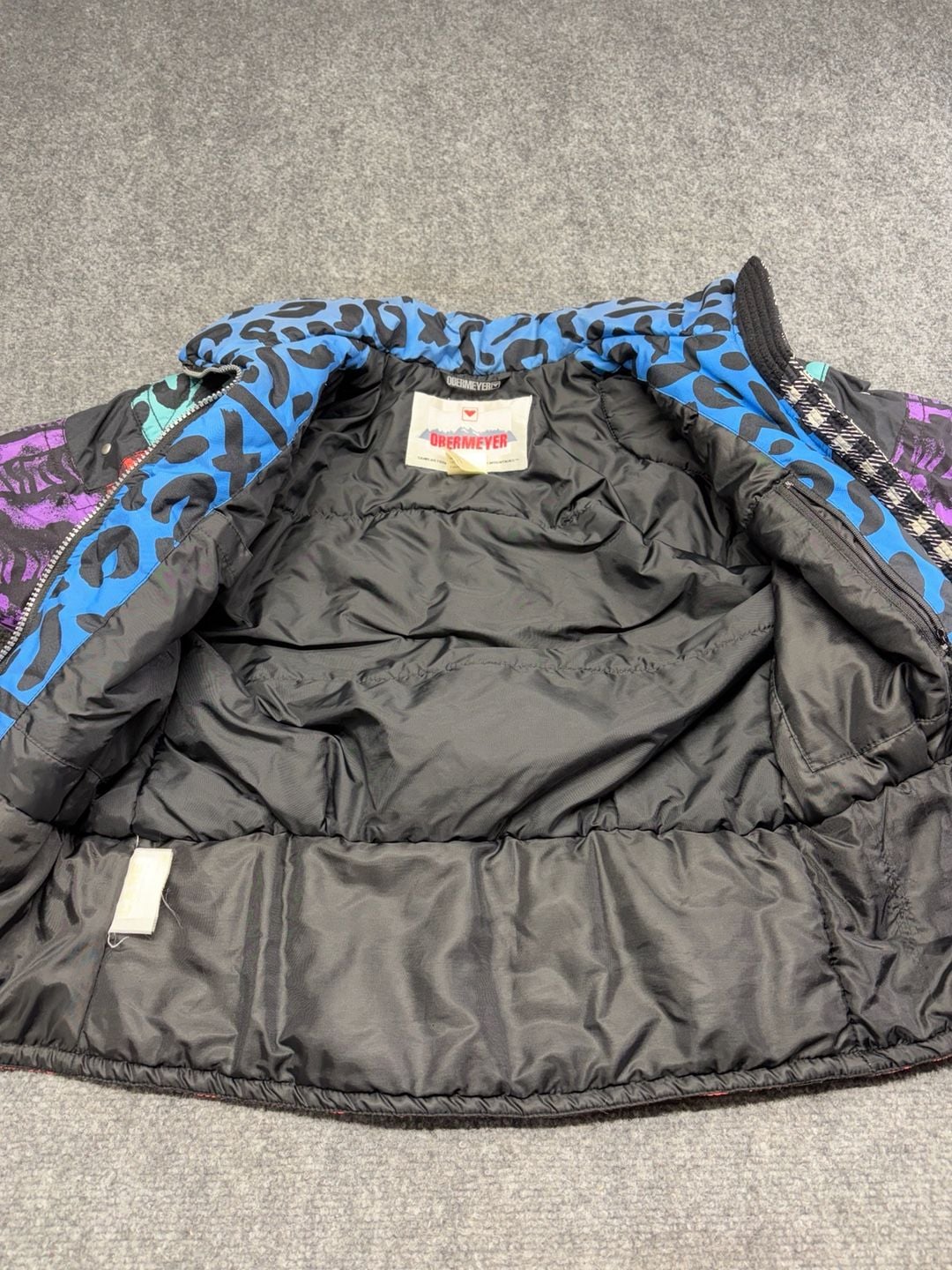 Vtg Obermeyer Wild One Ski jacket womens size-6-small Animal print 80/90s Retro 7