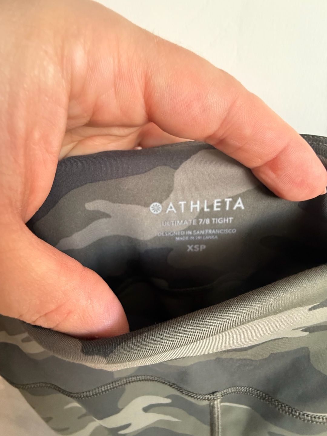 Athleta Ultimate 7/8 Tight Size XSP Camo Leggings 5