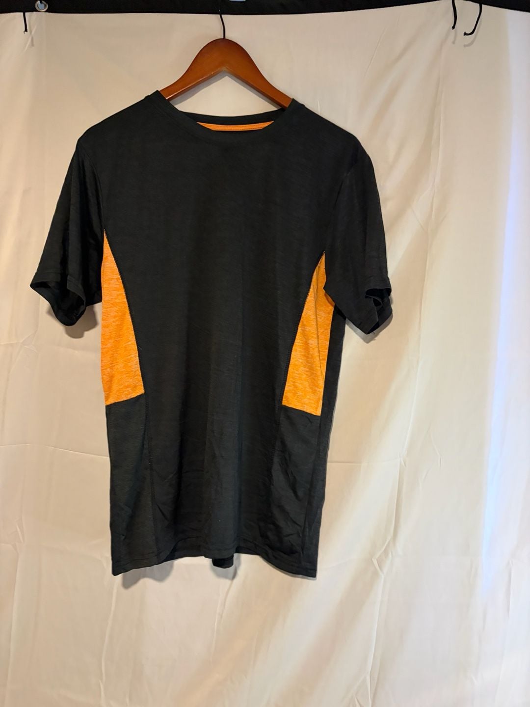 Real Essentials Athletic T-Shirt Size L Black Orange Activewear 6