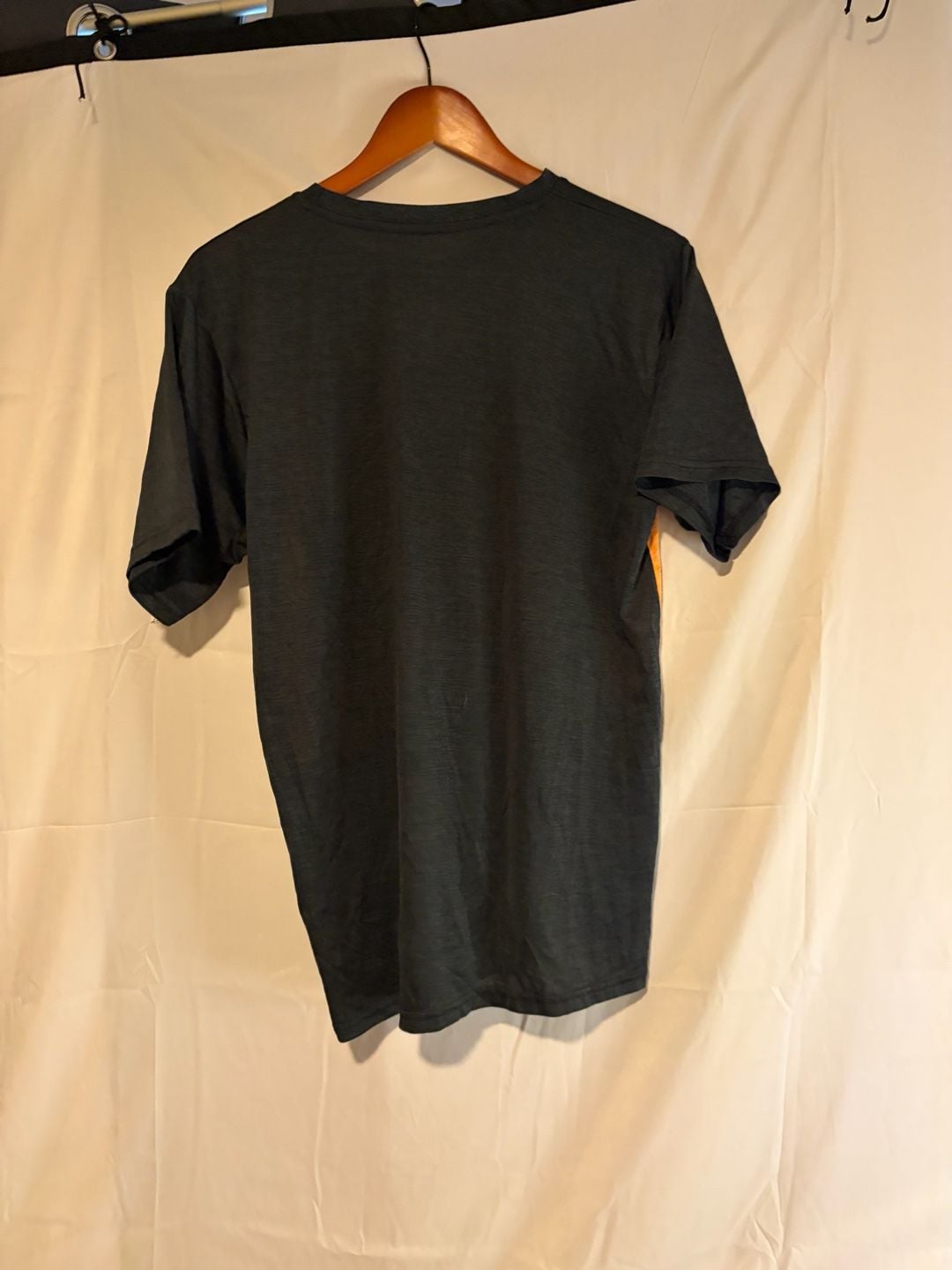 Real Essentials Athletic T-Shirt Size L Black Orange Activewear 8