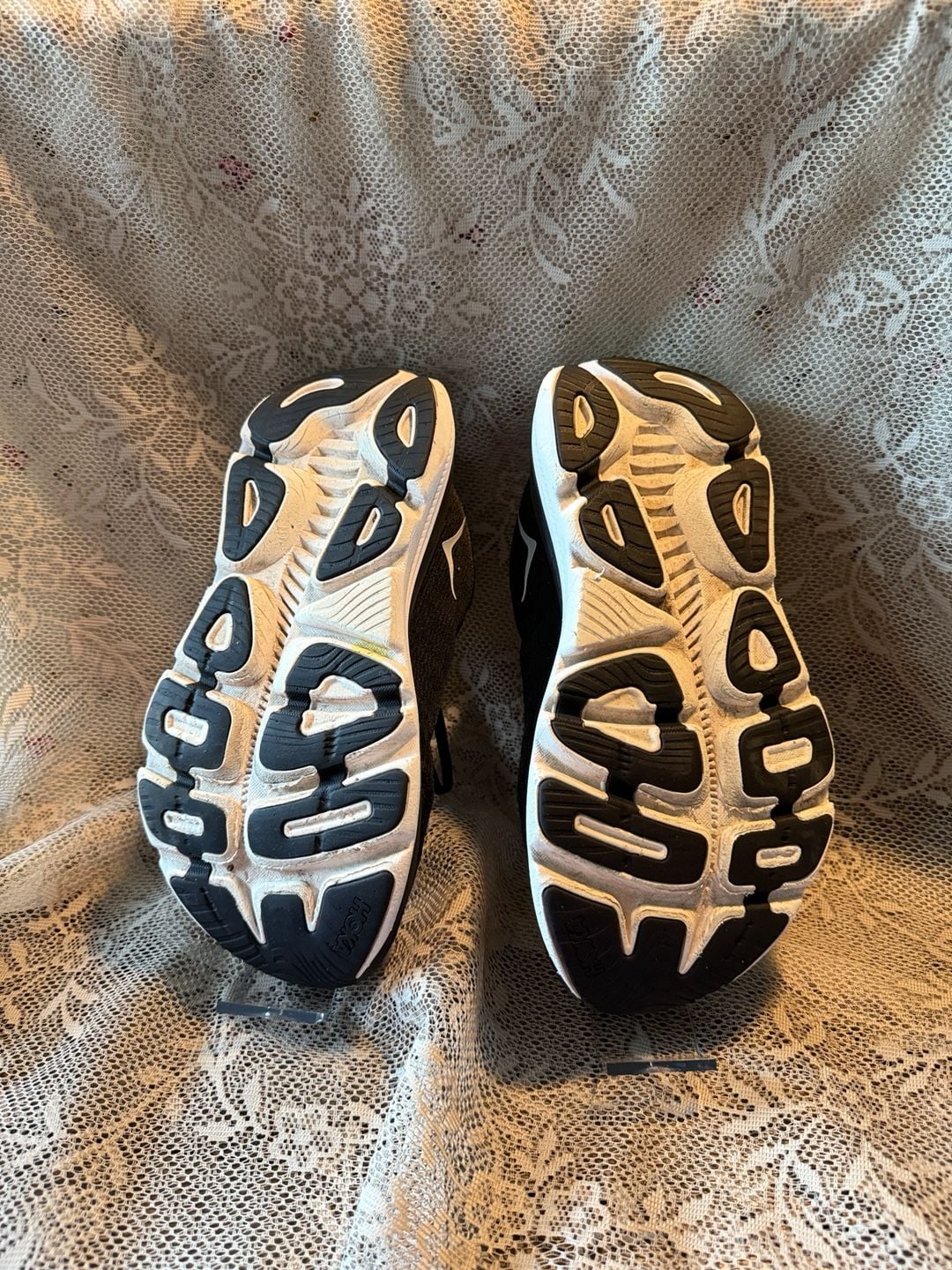 LUS 1 Hoka One One Gaviotas Running Shoes Size 10D Black 3