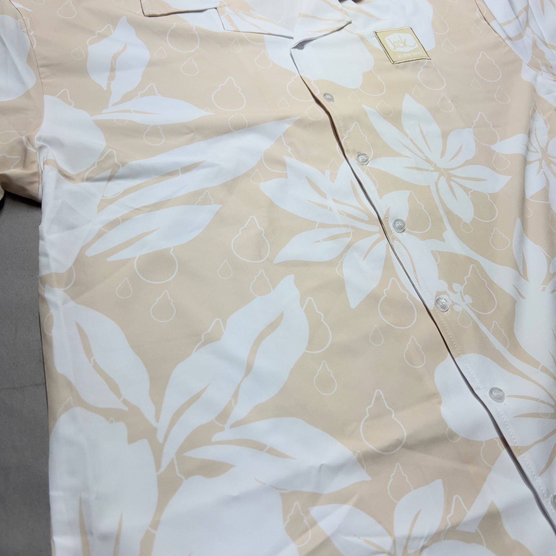 Jack In The Box Hawaiian Shirt Size XL Beige Floral Short Sleeve button down 7