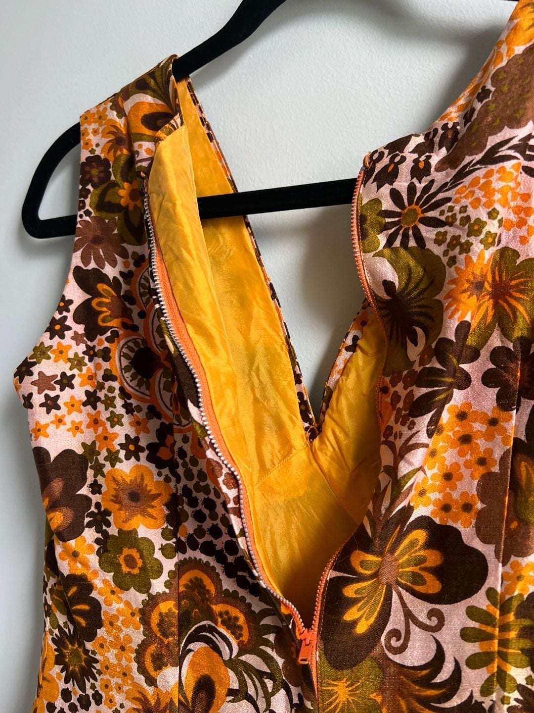 Vintage 1960s Retro Floral Print Sleeveless Dress Orange Brown 7