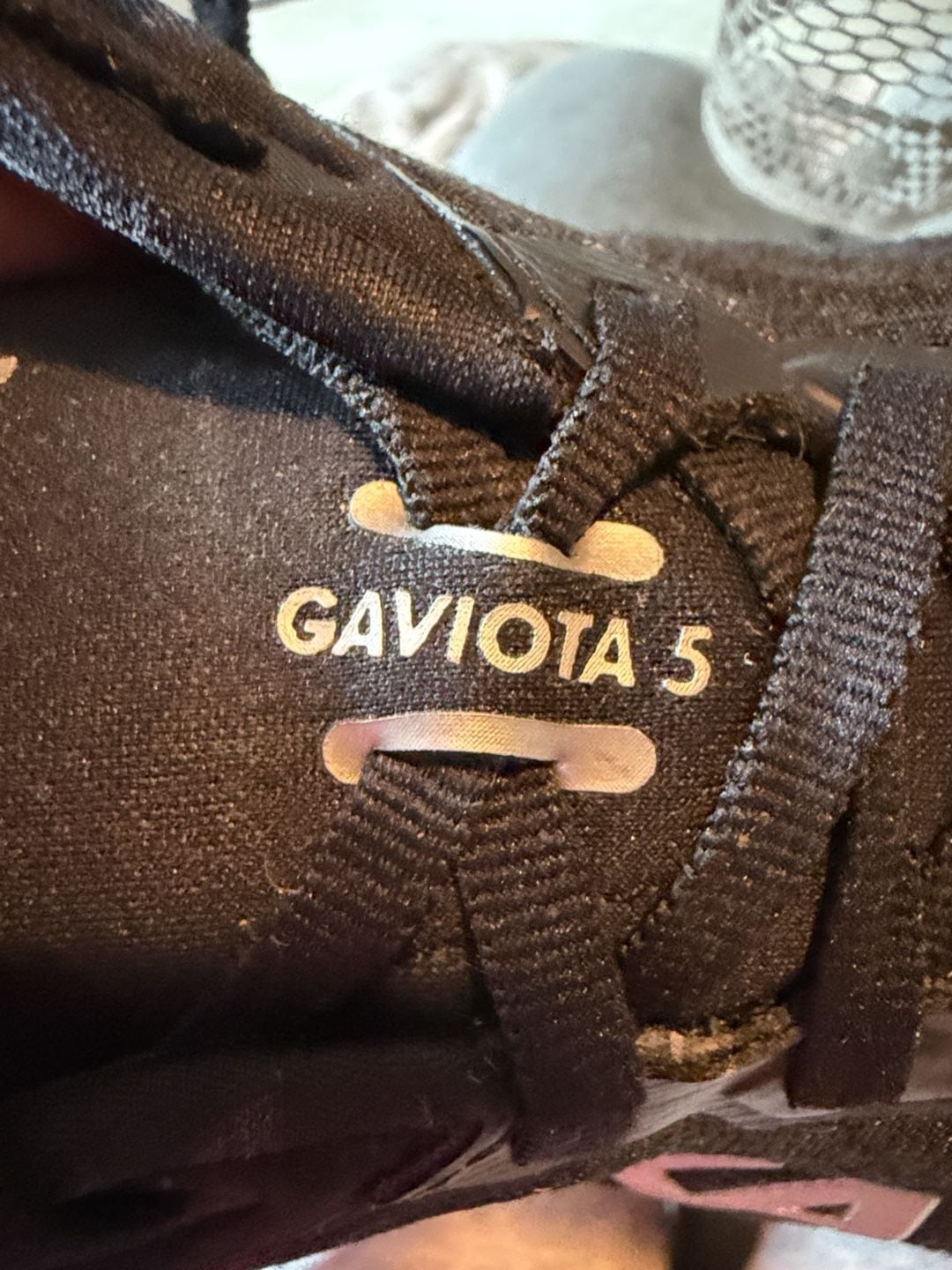 LUS 1 Hoka One One Gaviotas Running Shoes Size 10D Black 8