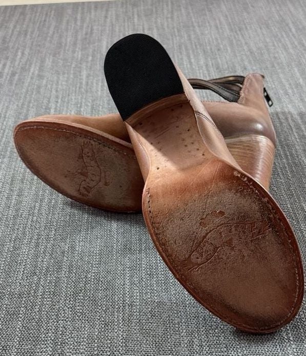 Freebird Leather Buckle Strap Heels Brown Booties 10 7