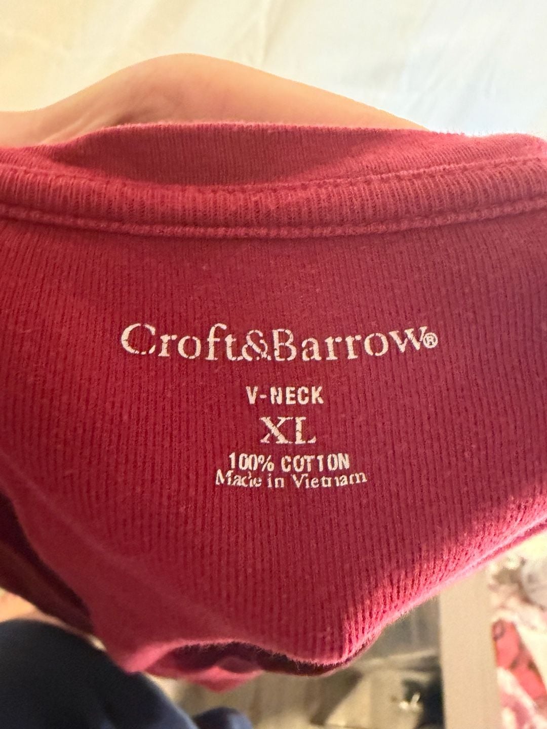 Croft & Barrow V-Neck T-Shirt Size XL Red 100% Cotton 6