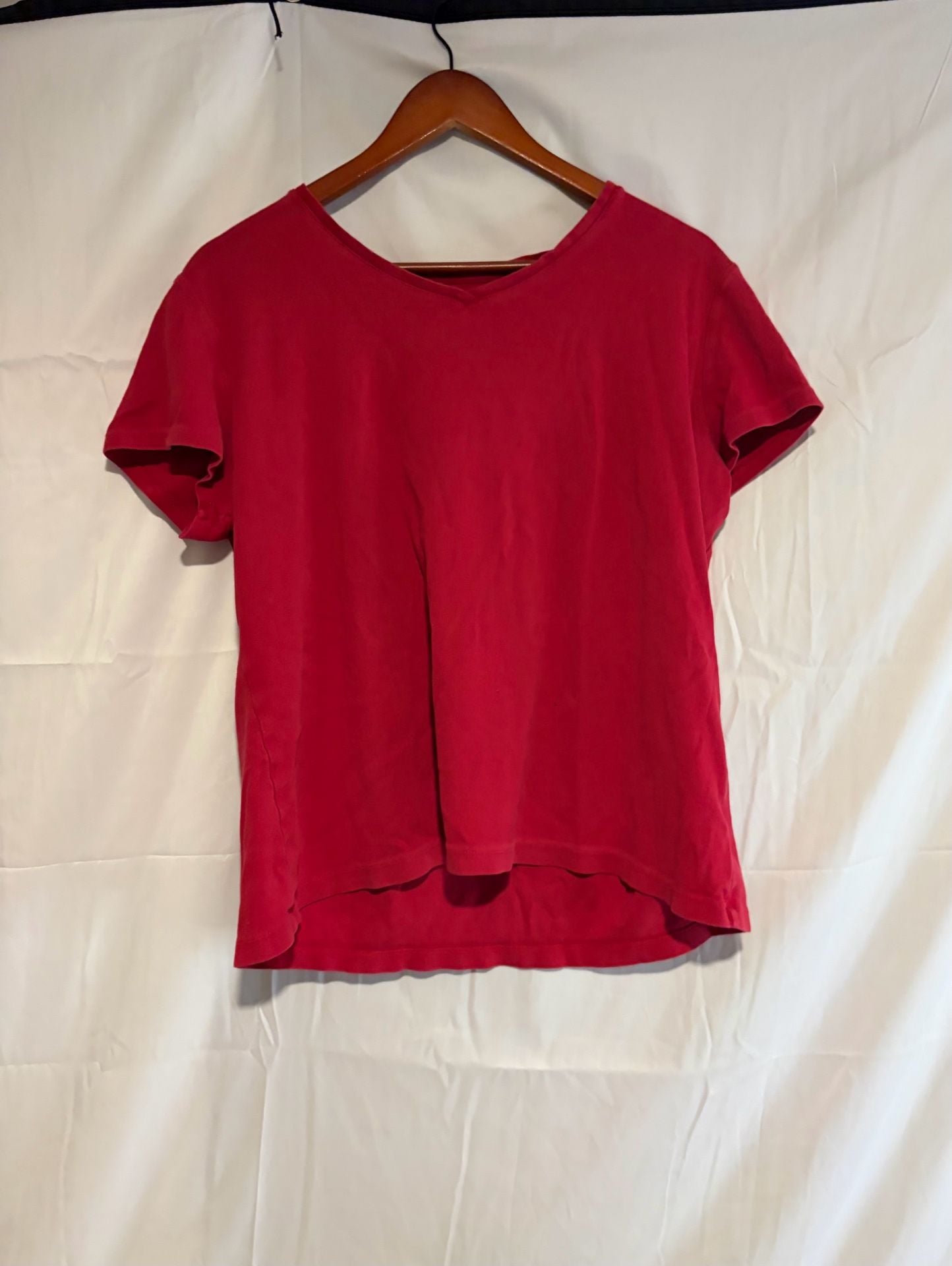 Croft & Barrow V-Neck T-Shirt Size XL Red 100% Cotton 7
