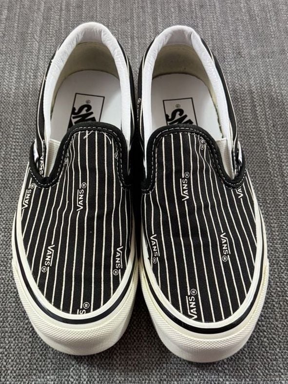 Vans Classic Slip-On 98 DX Anaheim Factory Black White Pinstripe 2