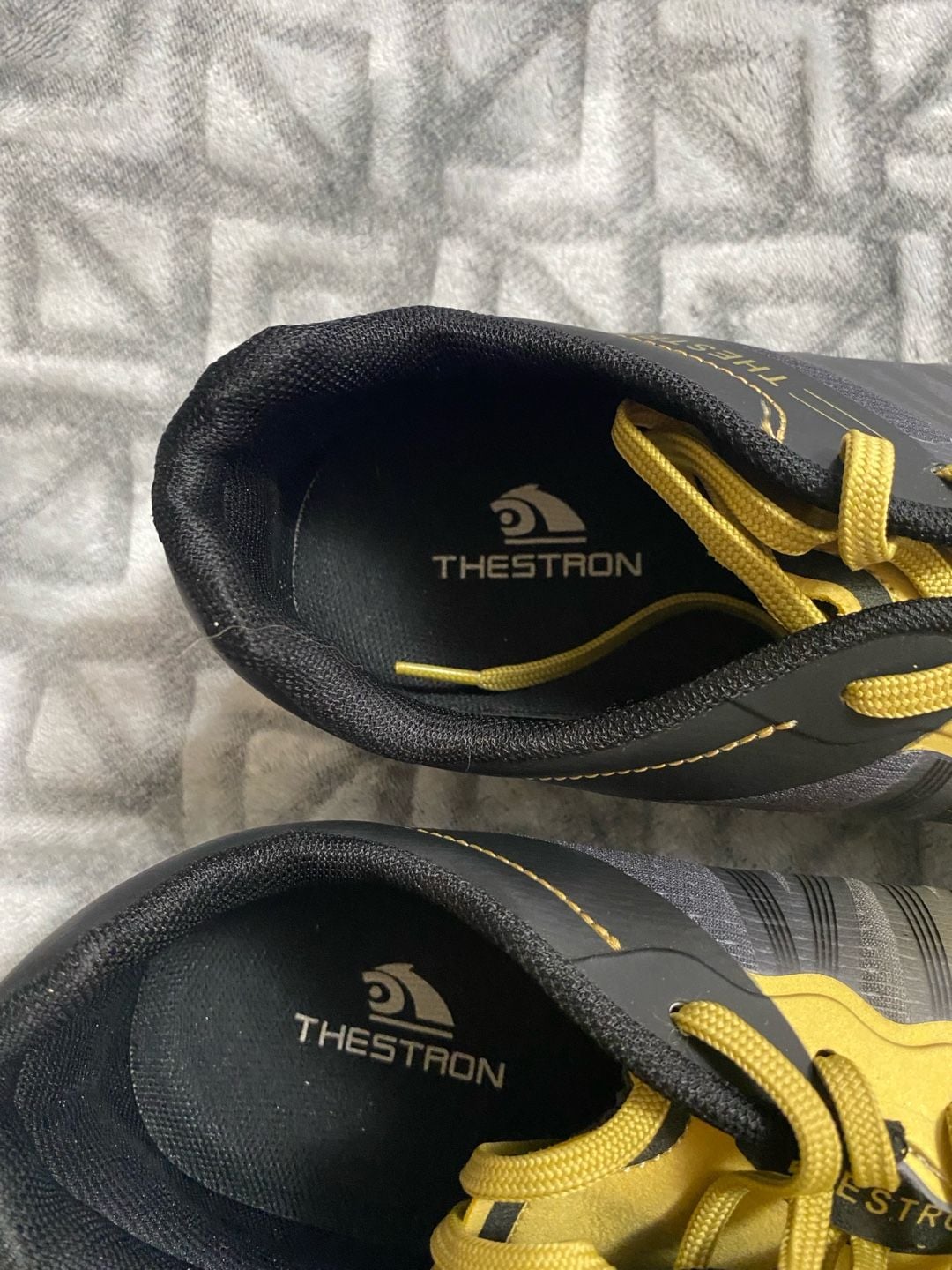 Thestron Track Shoes Gold Black 4