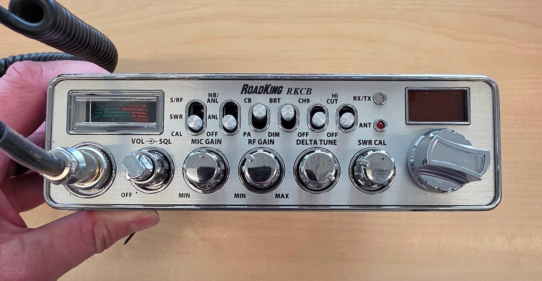 RoadKing RKCB Classic CB Radio With Microphone Not Tested 545 2