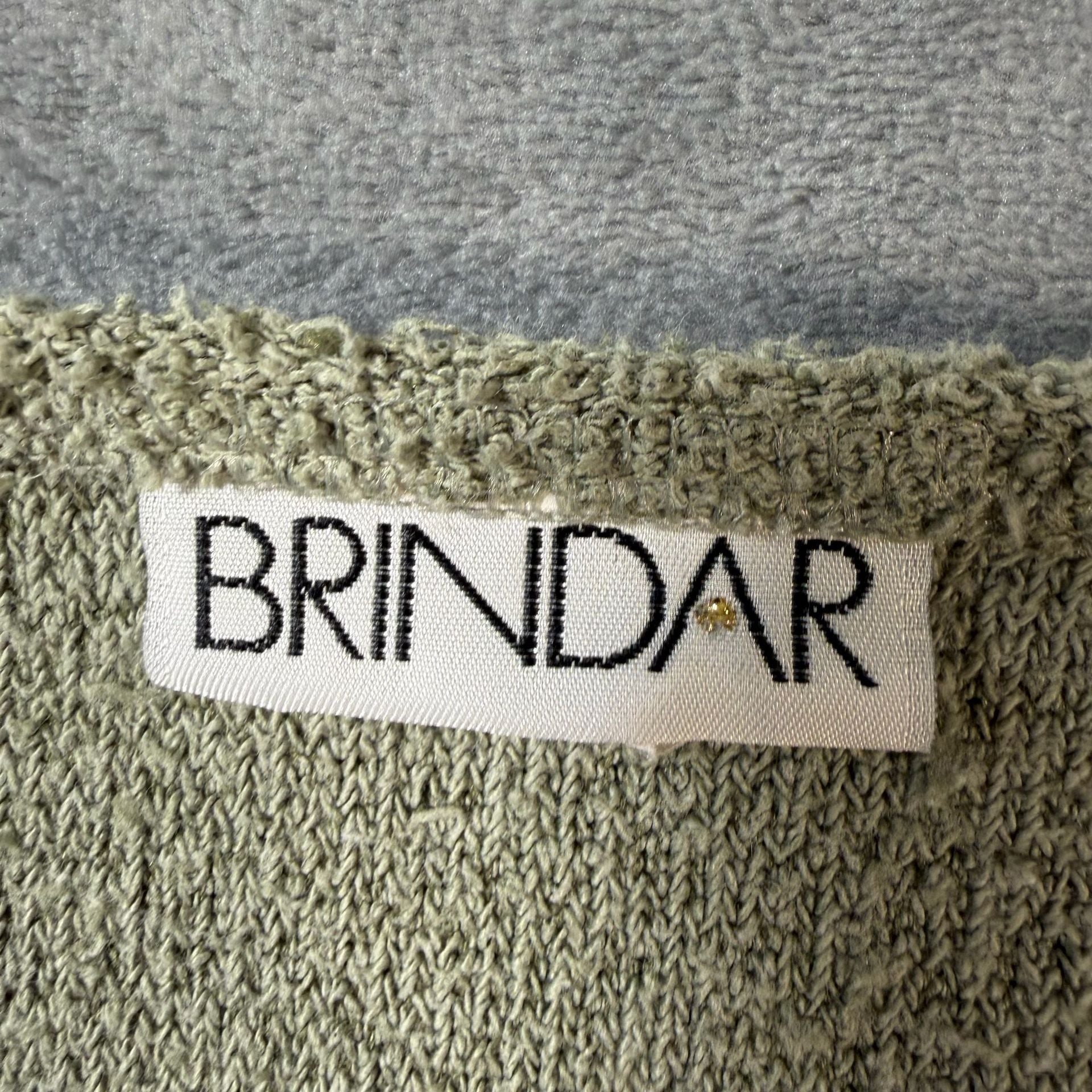 Brindah V-Neck Sweatshirt Green Floral Applique 4
