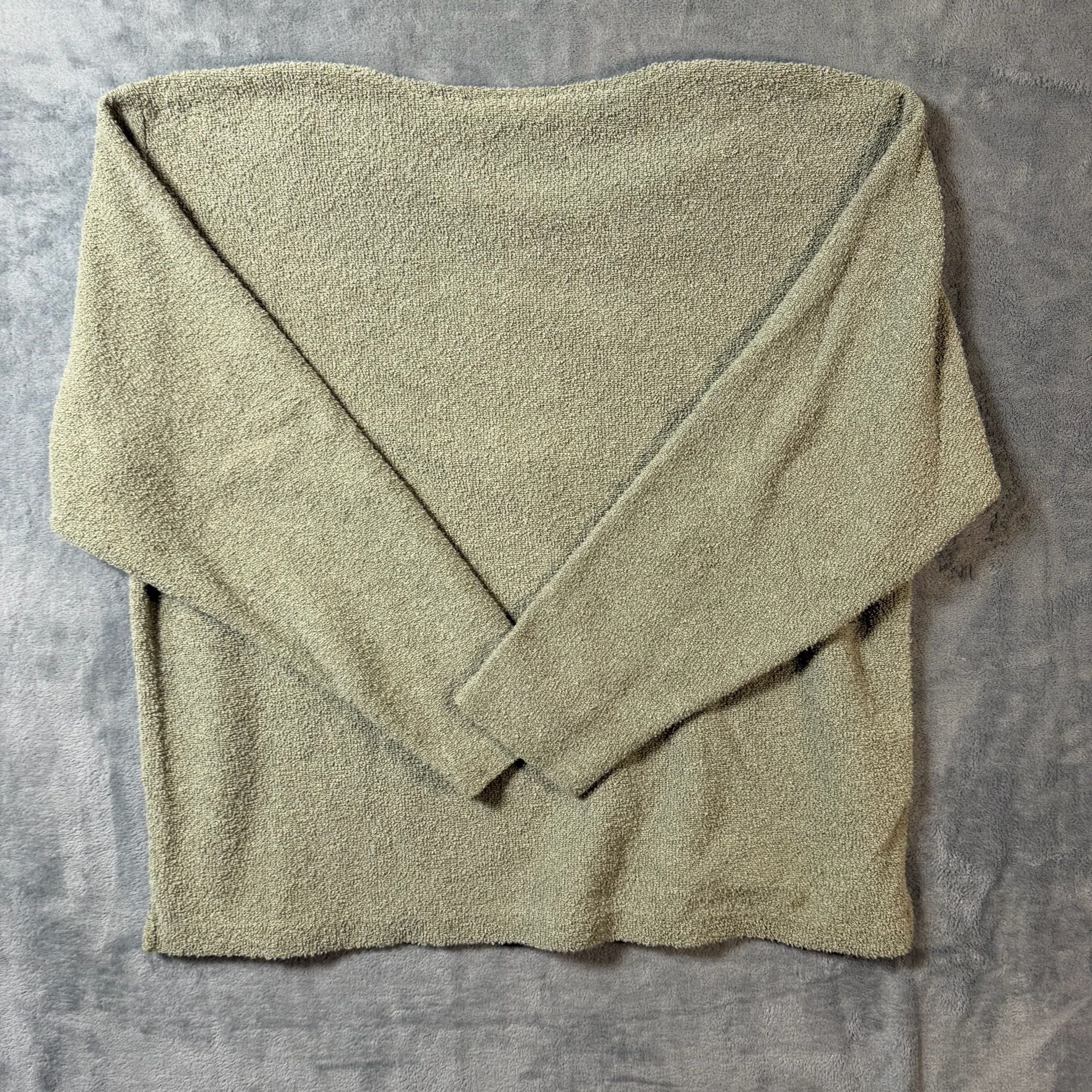 Brindah V-Neck Sweatshirt Green Floral Applique 8